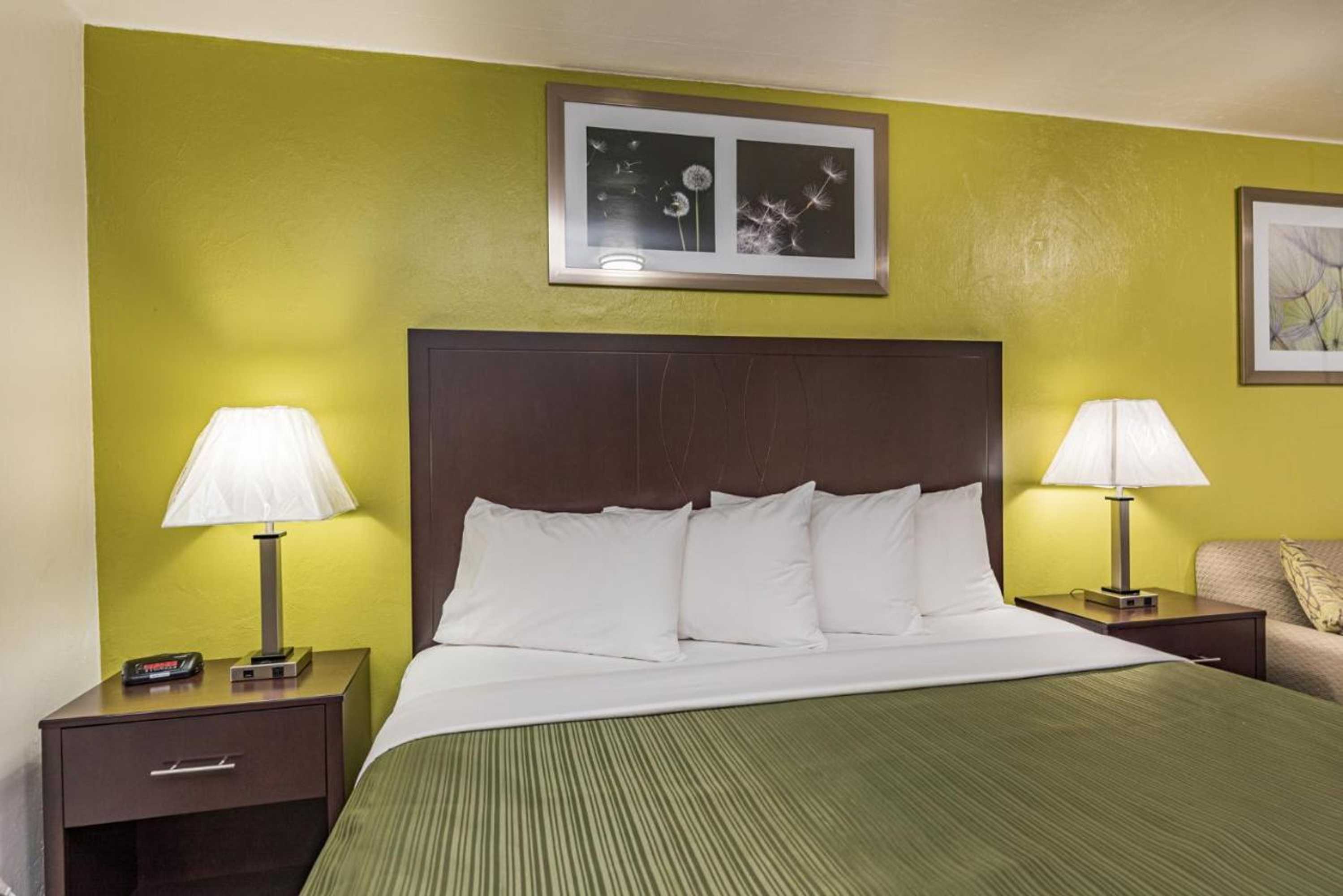 Gift card for Sundowner Motel Sequim