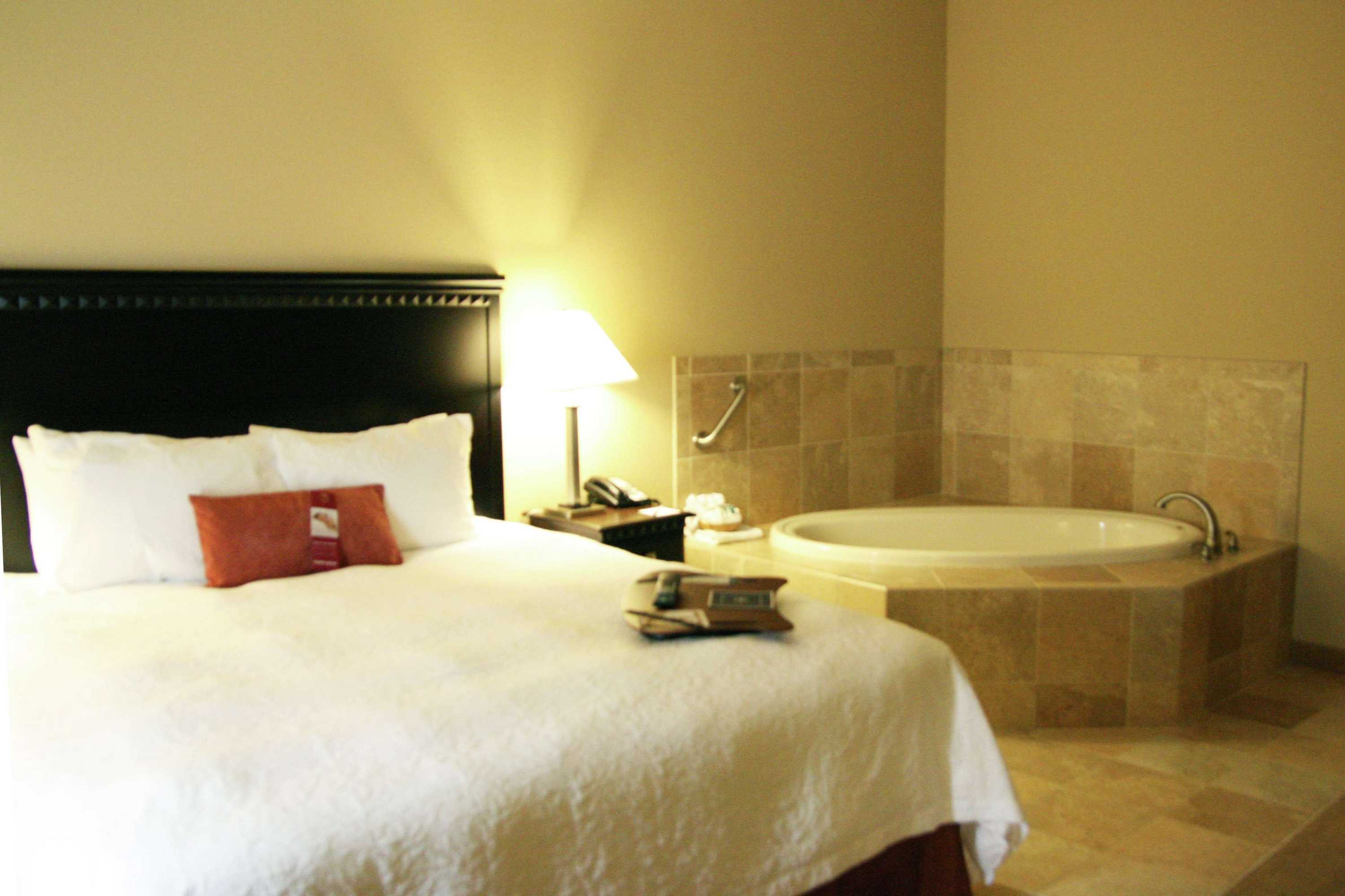 Gift card for Hampton Inn Dade City - Zephyrhills Gift card for Hampton Inn Dade City - Zephyrhills