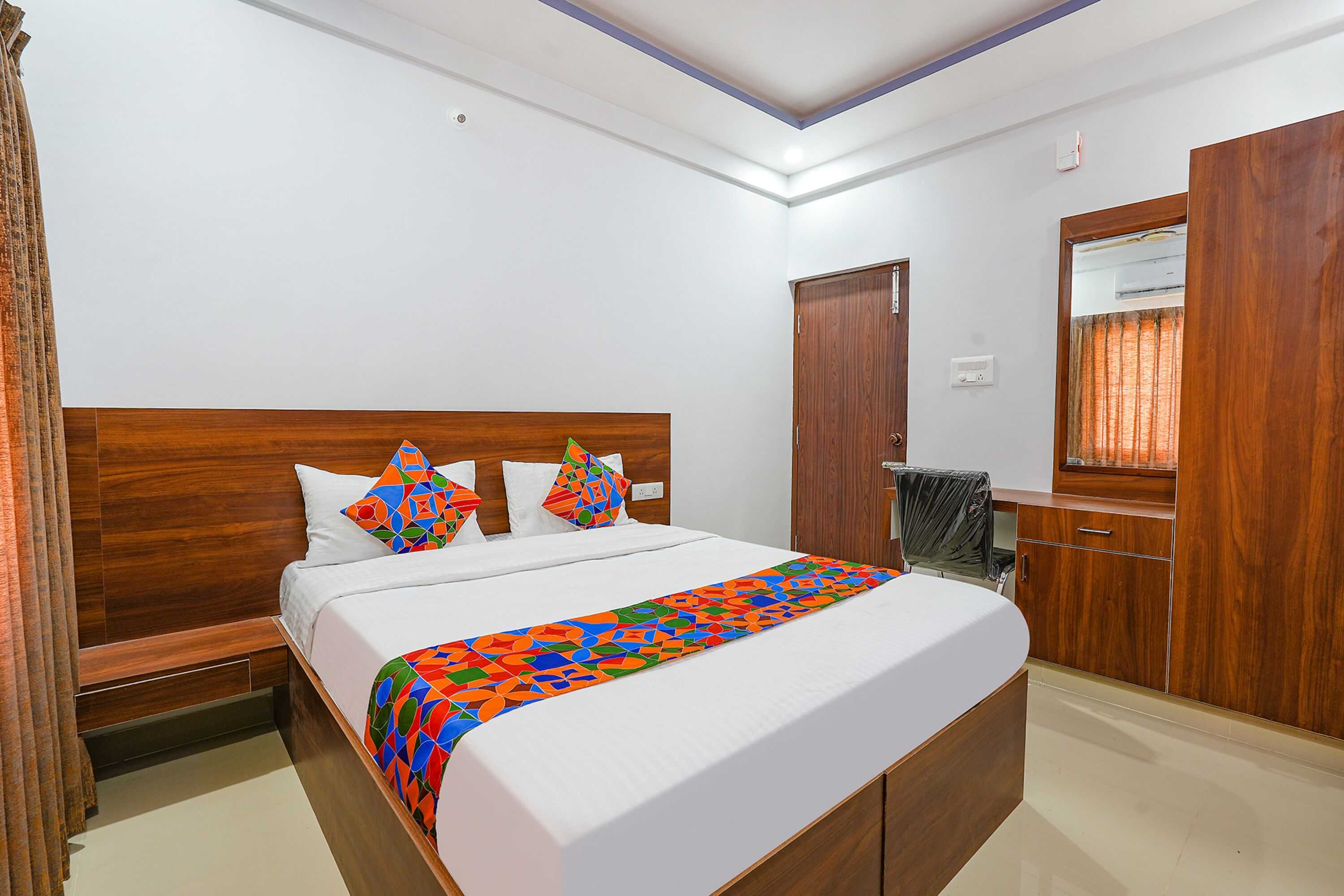 Gift card for Fabhotel Whitefield Suites - Nr Itpl Main Raod Gift card for Fabhotel Whitefield Suites - Nr Itpl Main Raod