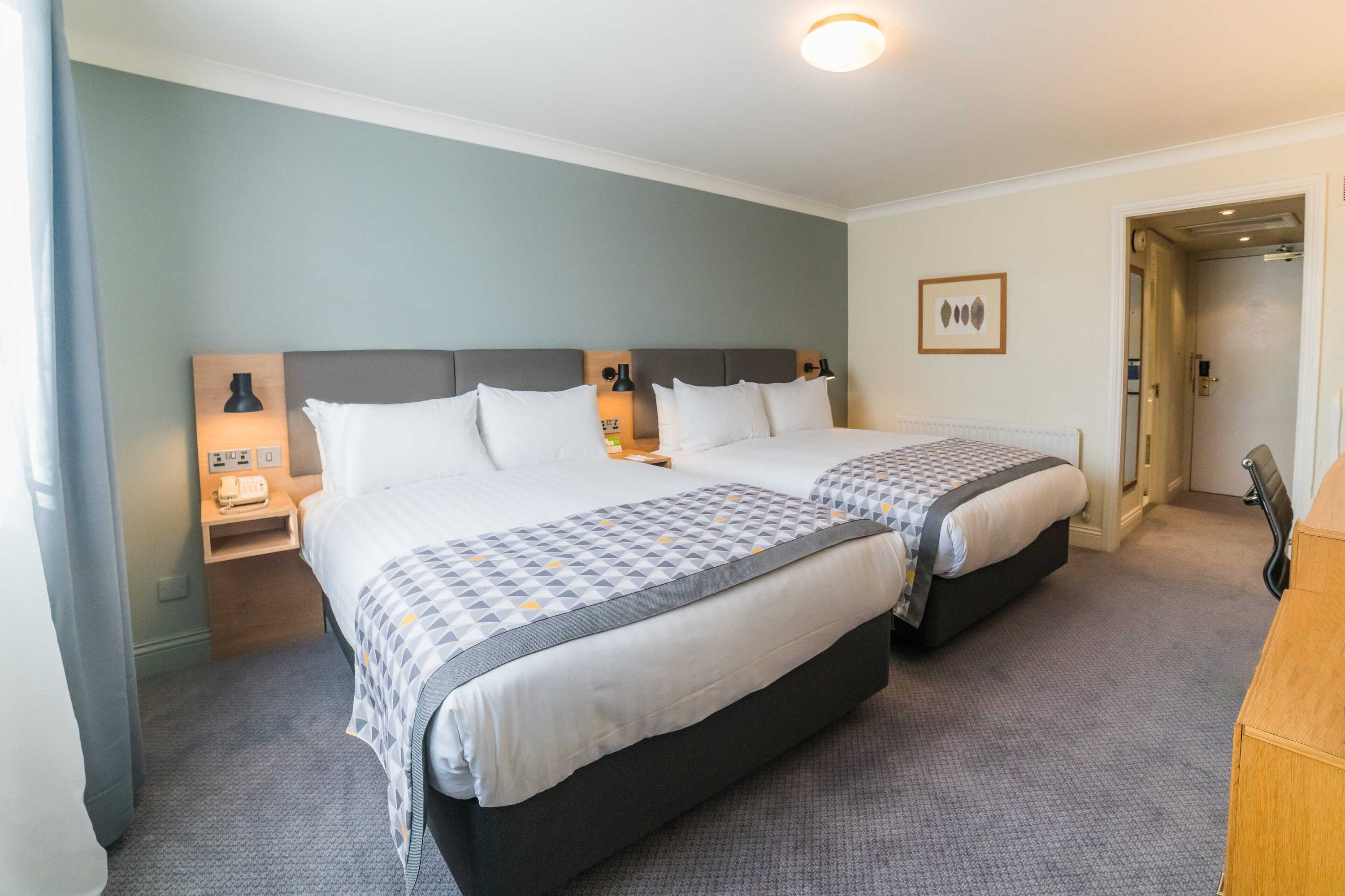 Gift card for Holiday Inn Brentwood M25, Jct. 28 by Ihg