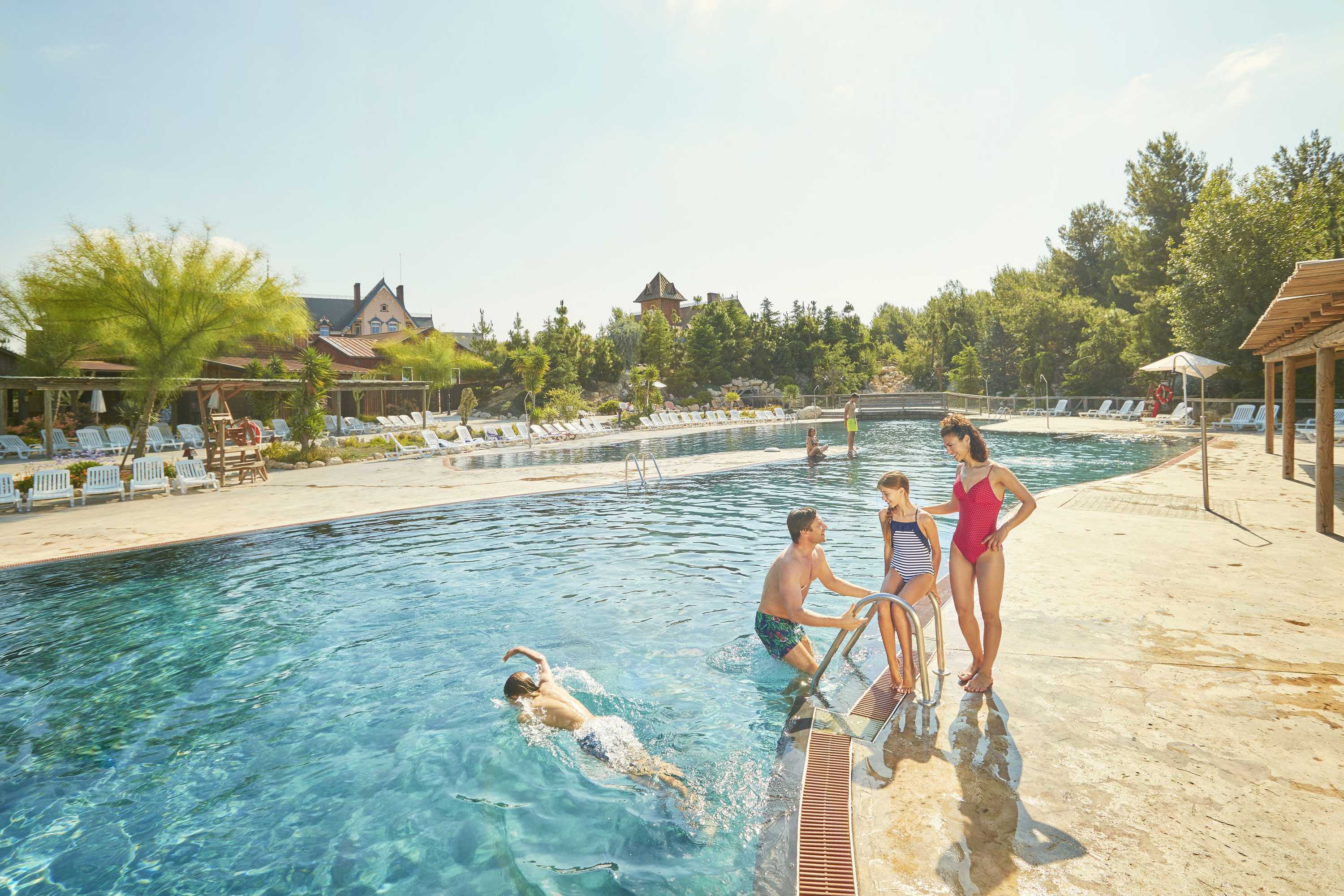 Gift card for Portaventura Hotel Gold River - Includes Unlimited Access to Portaventura Park & 1 Access to Ferrari Land Gift card for Portaventura Hotel Gold River - Includes Unlimited Access to Portaventura Park & 1 Access to Ferrari Land