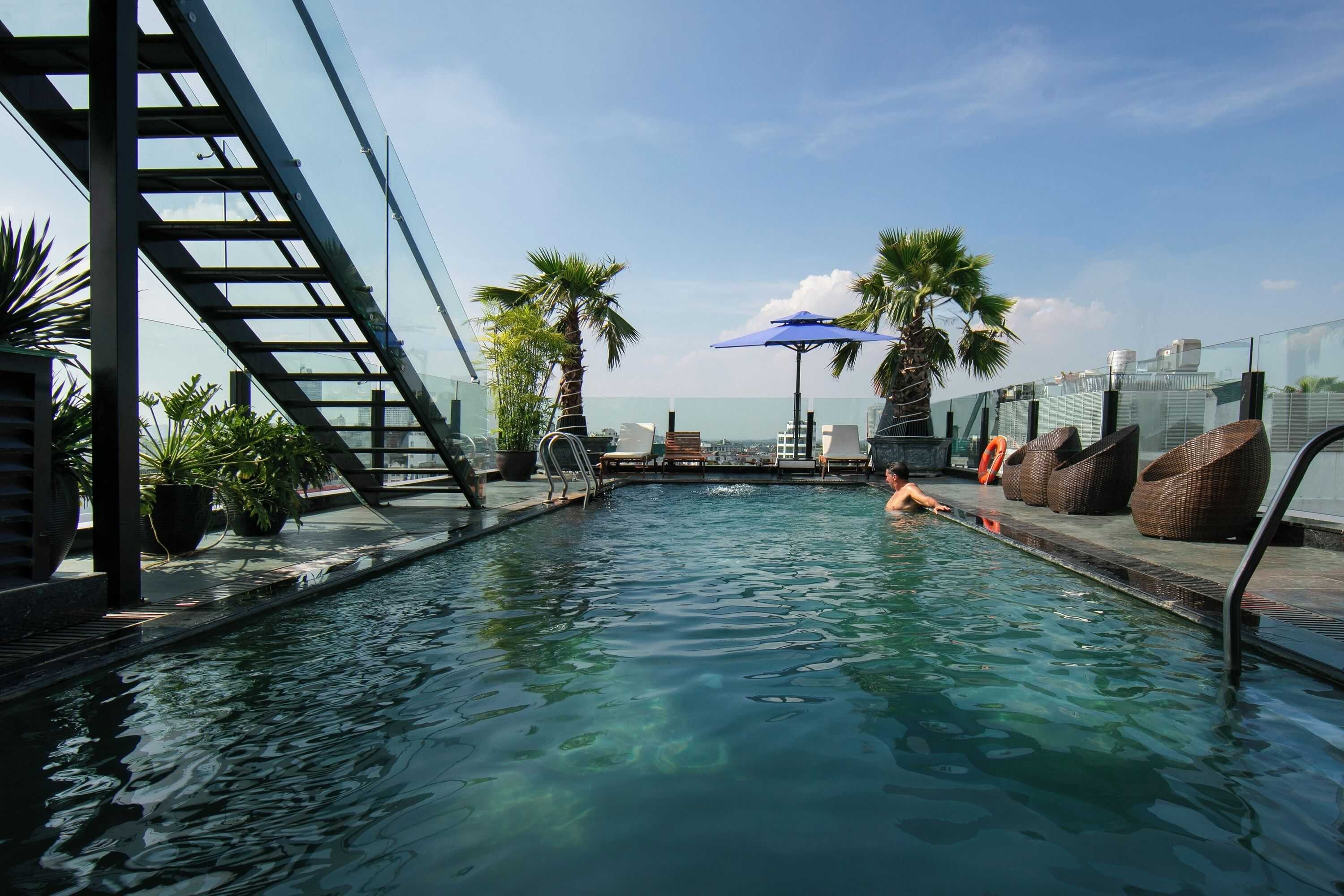 Gift card for May De Ville Crown Hotel & Spa Gift card for May De Ville Crown Hotel & Spa