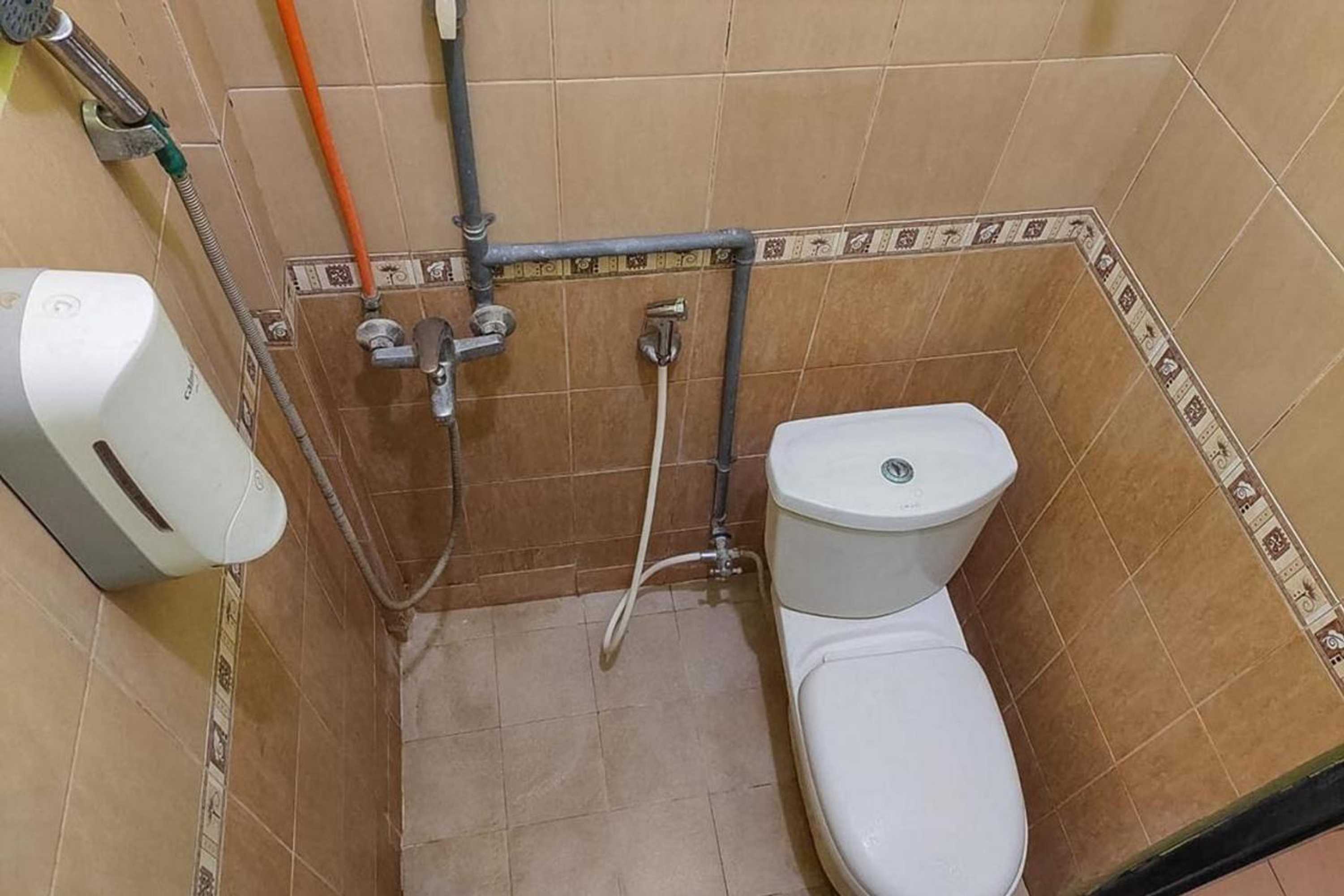 Gift card for Icha Homestay Near Terminal Purabaya Madiun