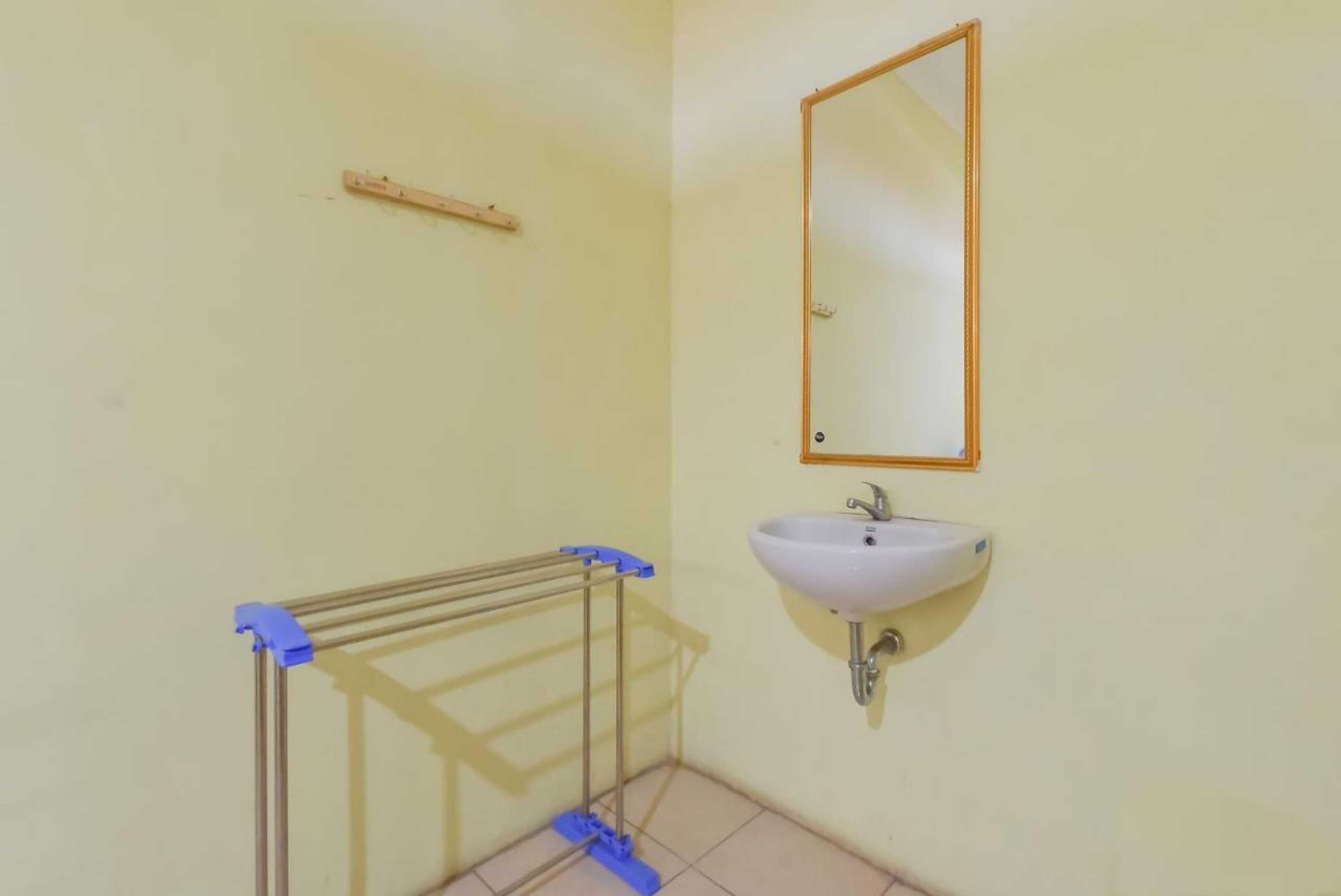 Gift card for Pondok Winagung Hotel by Oyo Rooms