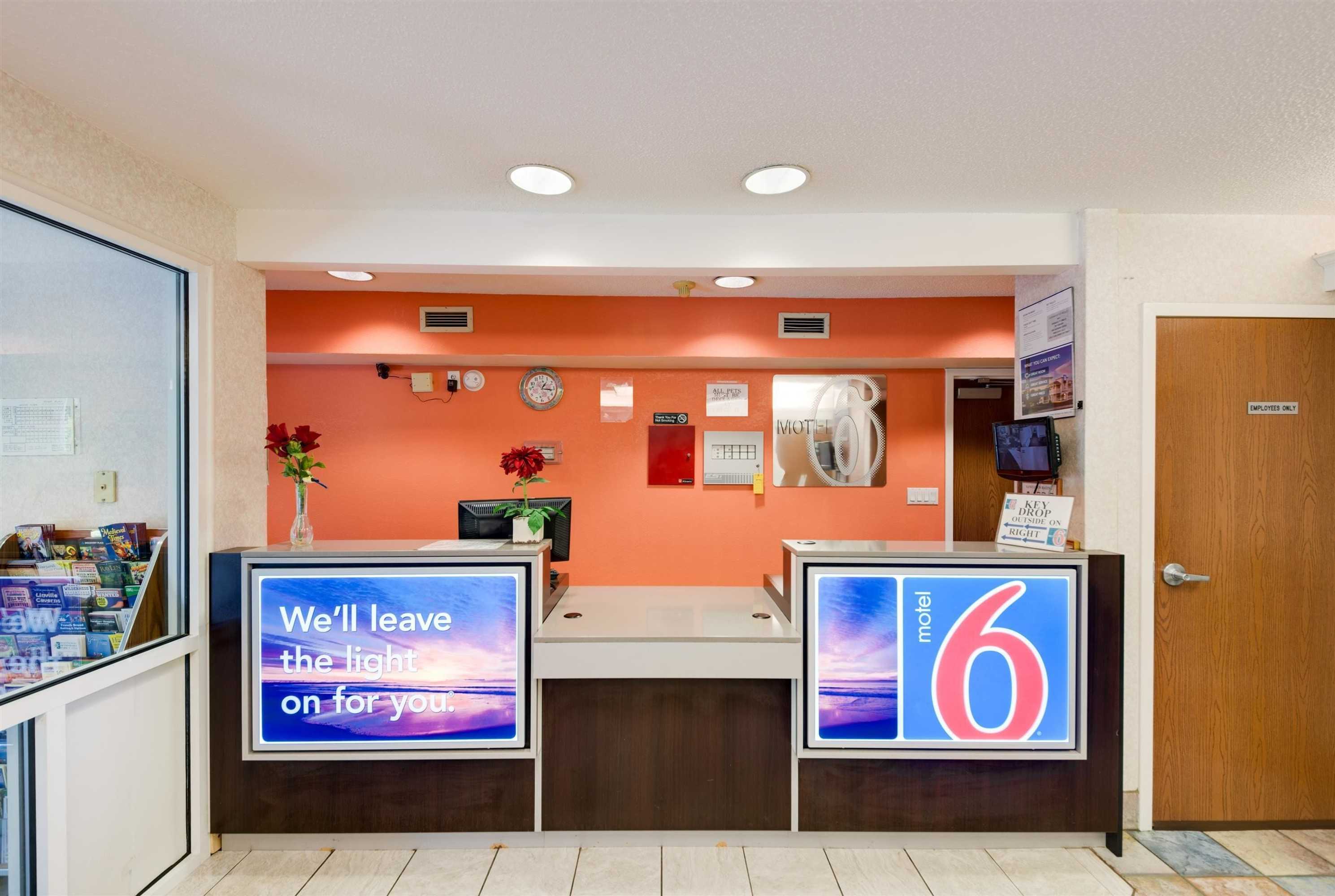 Gift card for Motel 6 Statesville, NC