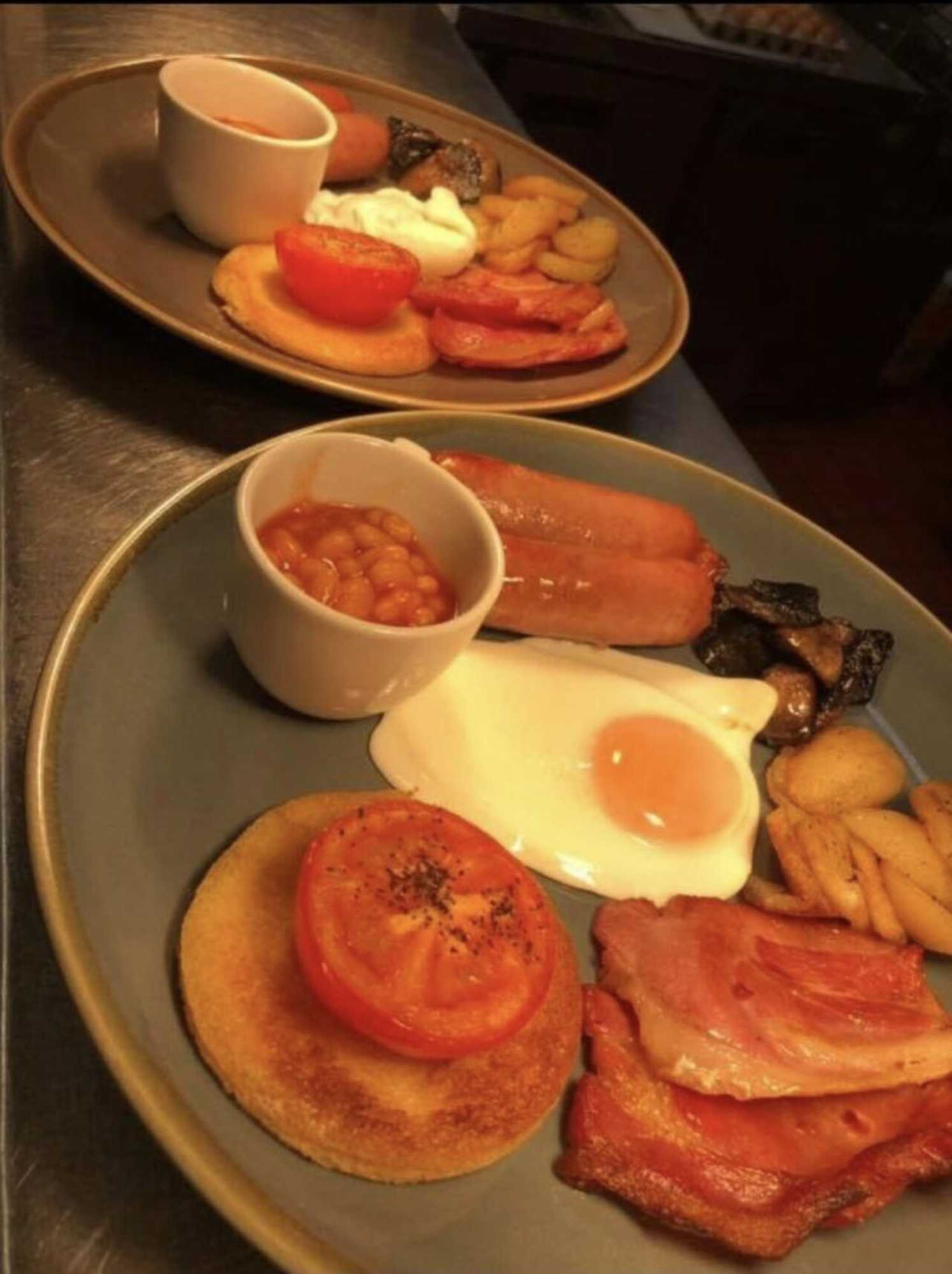 Gift card for Twin Oaks Hotel