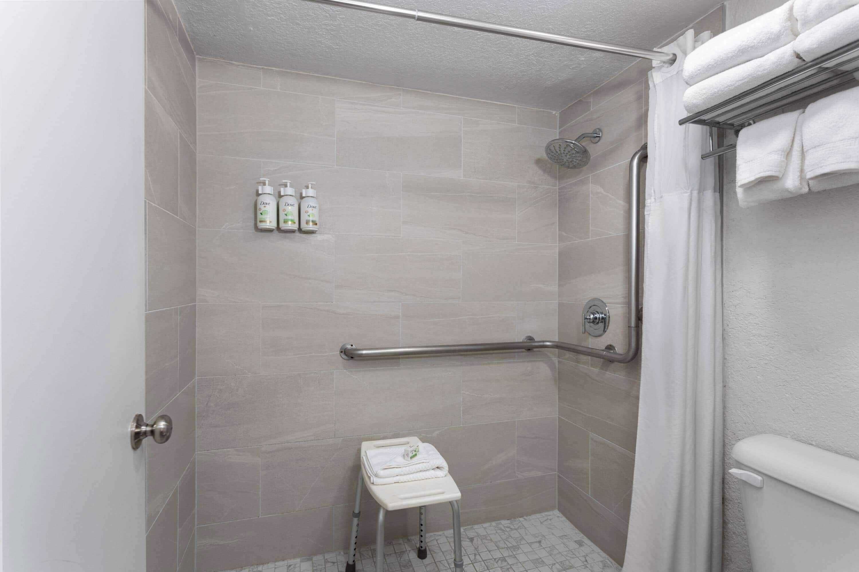 Gift card for Developer Inn Maingate, a Baymont by Wyndham Gift card for Developer Inn Maingate, a Baymont by Wyndham