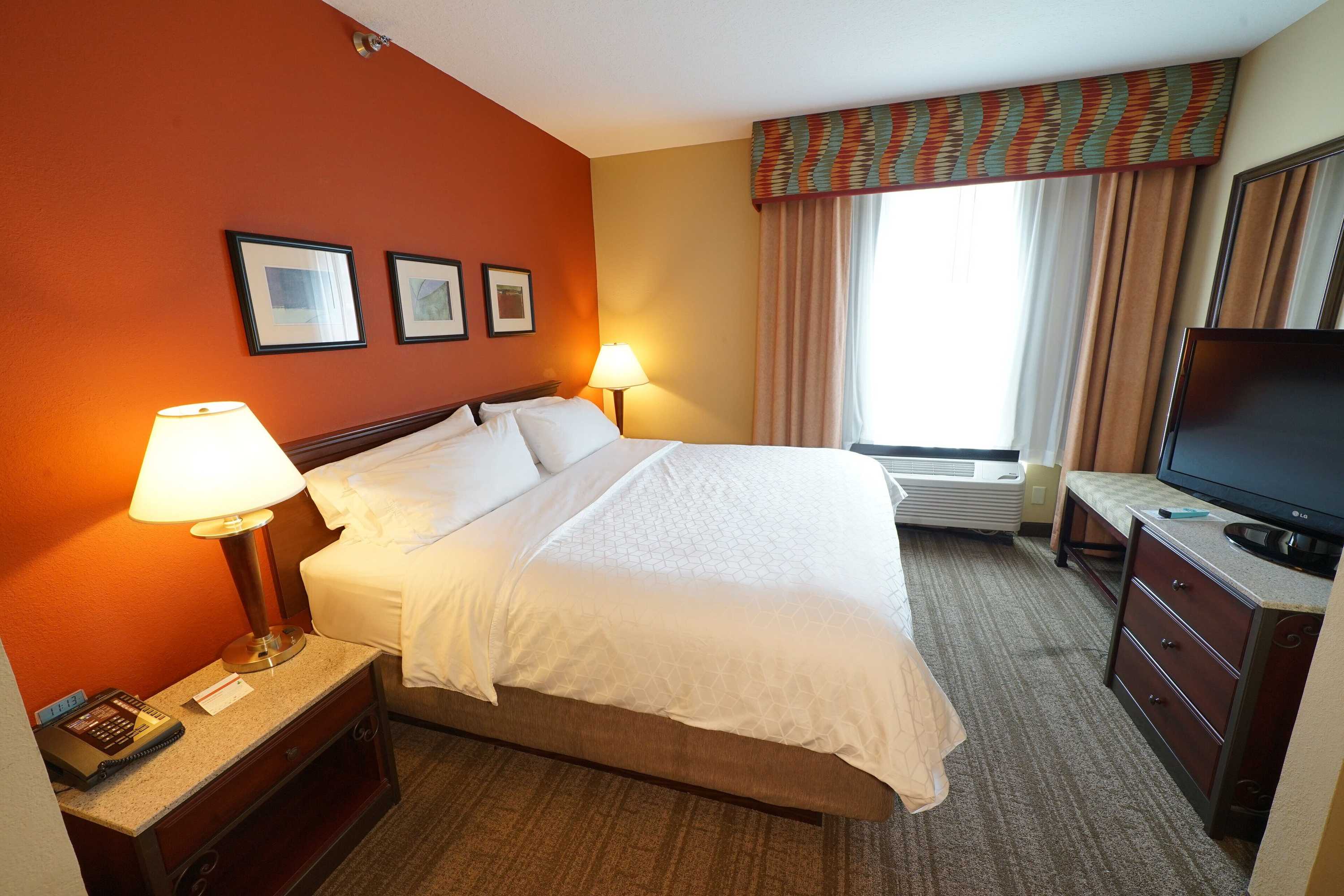 Gift card for Holiday Inn Express Hotel & Suites Tampa Northwest - Oldsmar by Ihg Gift card for Holiday Inn Express Hotel & Suites Tampa Northwest - Oldsmar by Ihg