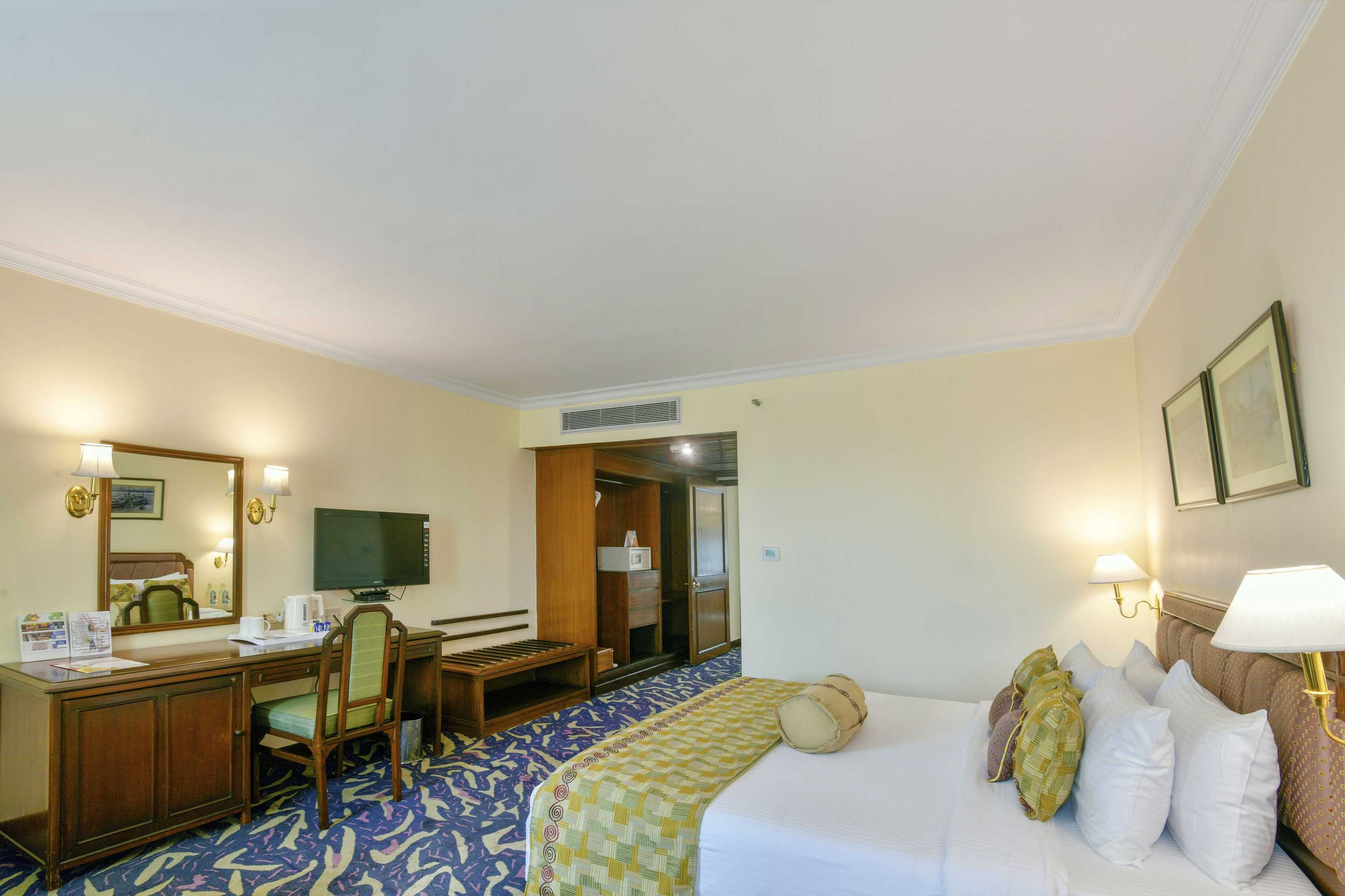 Gift card for Peerless Hotel Kolkata Gift card for Peerless Hotel Kolkata