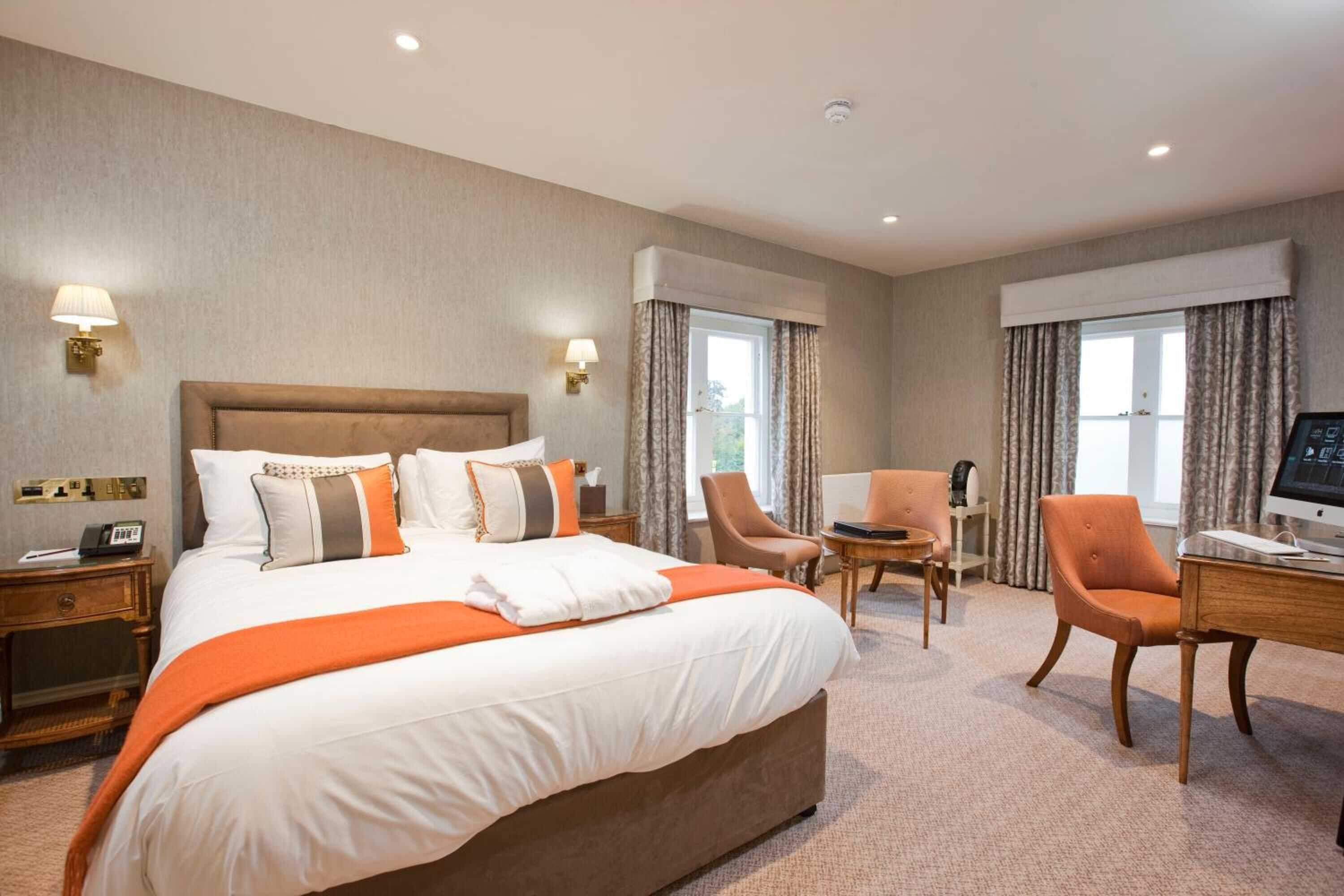 Gift card for Wivenhoe House Hotel Gift card for Wivenhoe House Hotel