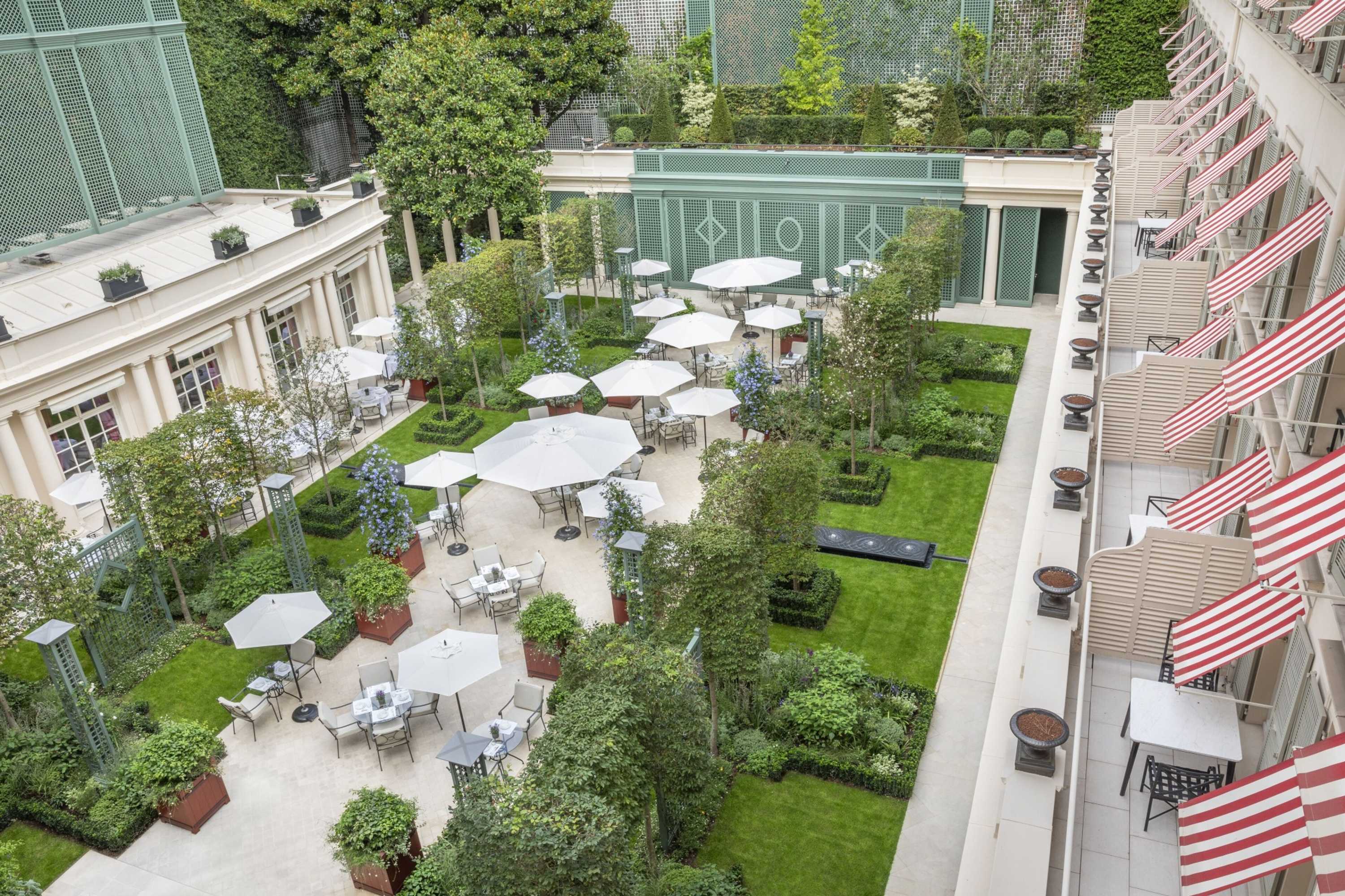 Gift card for Le Bristol Paris - an Oetker Collection Hotel Gift card for Le Bristol Paris - an Oetker Collection Hotel