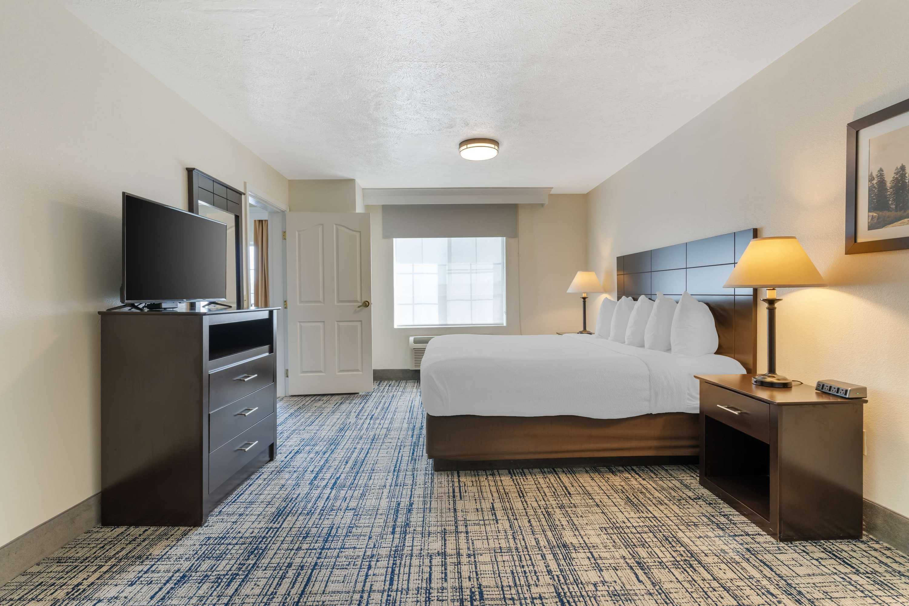 Gift card for Best Western Visalia Hotel Gift card for Best Western Visalia Hotel