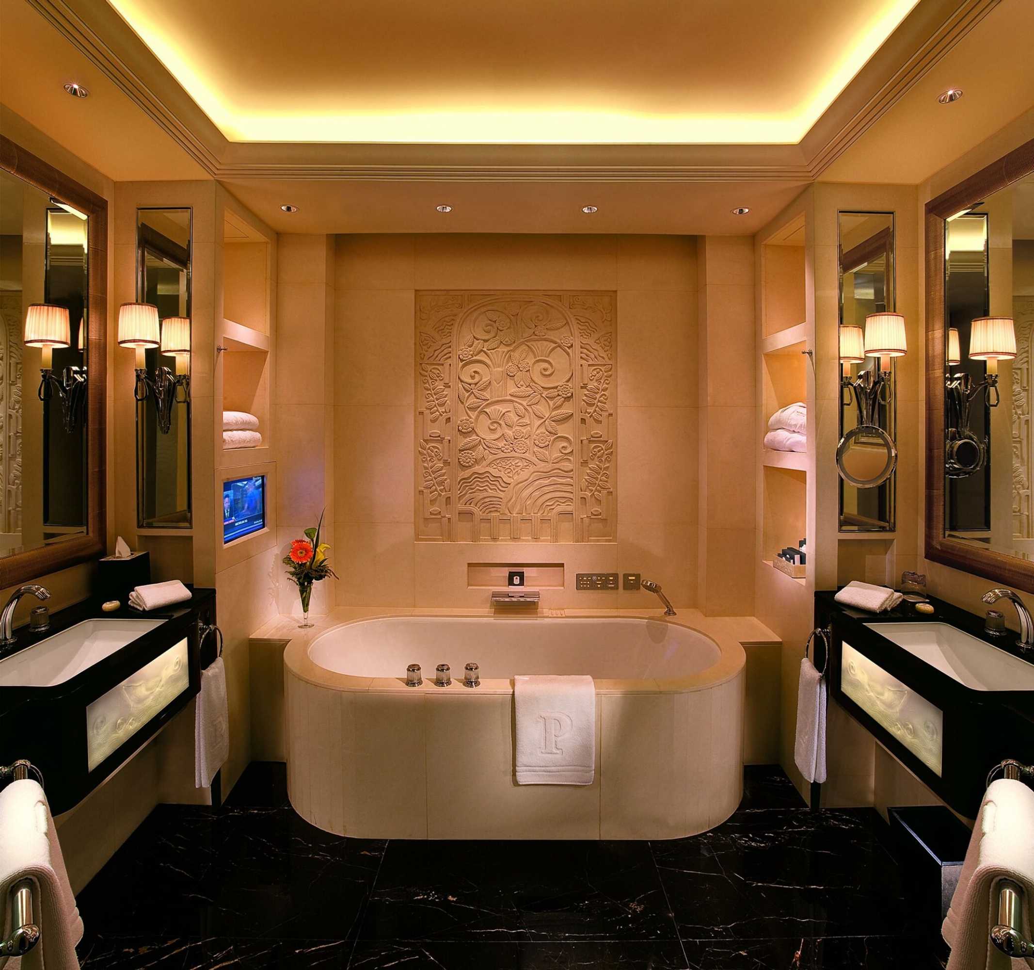 Gift card for The Peninsula Shanghai Gift card for The Peninsula Shanghai