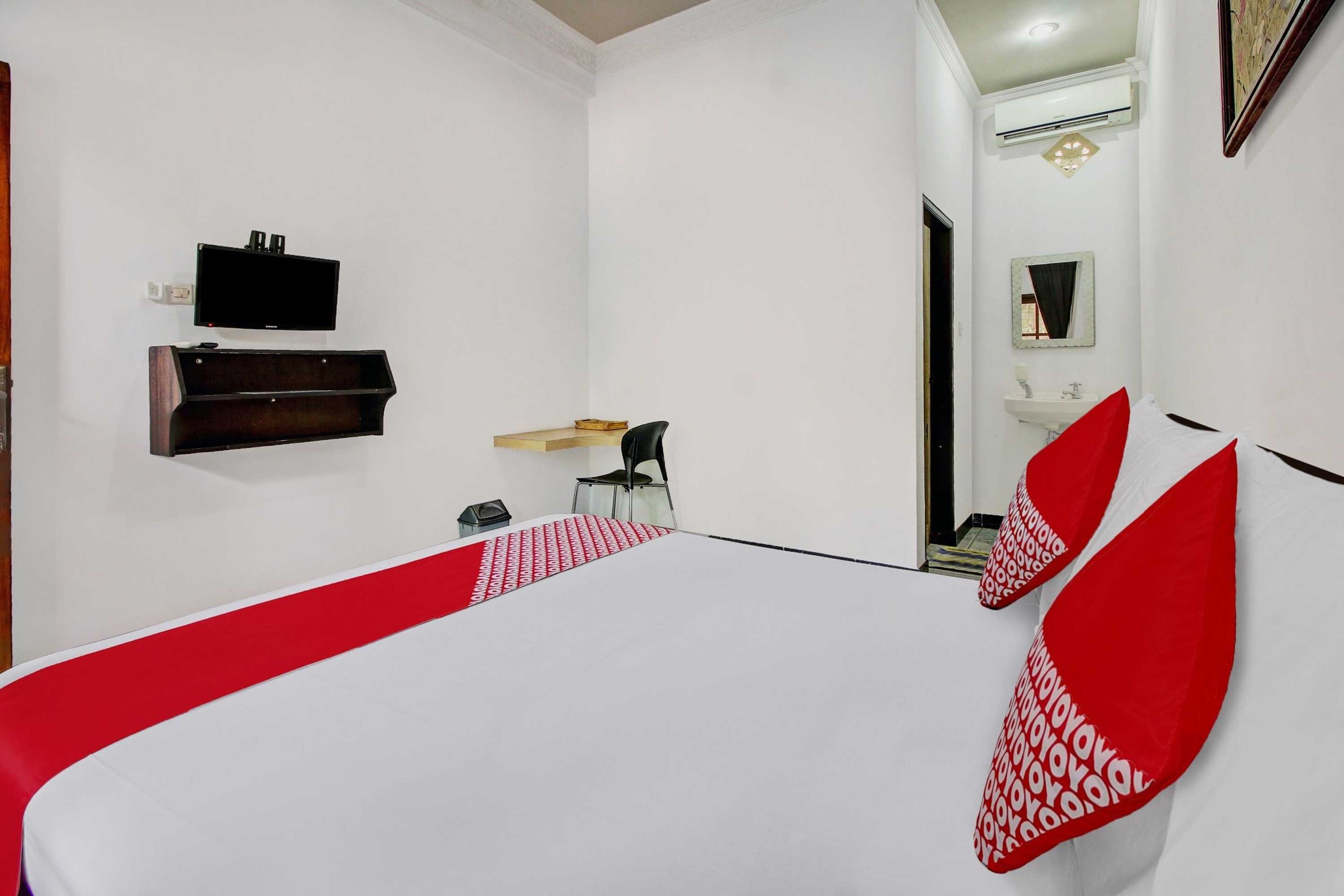 Gift card for Super Oyo 90672 Adhya Guest House Lombok Gift card for Super Oyo 90672 Adhya Guest House Lombok