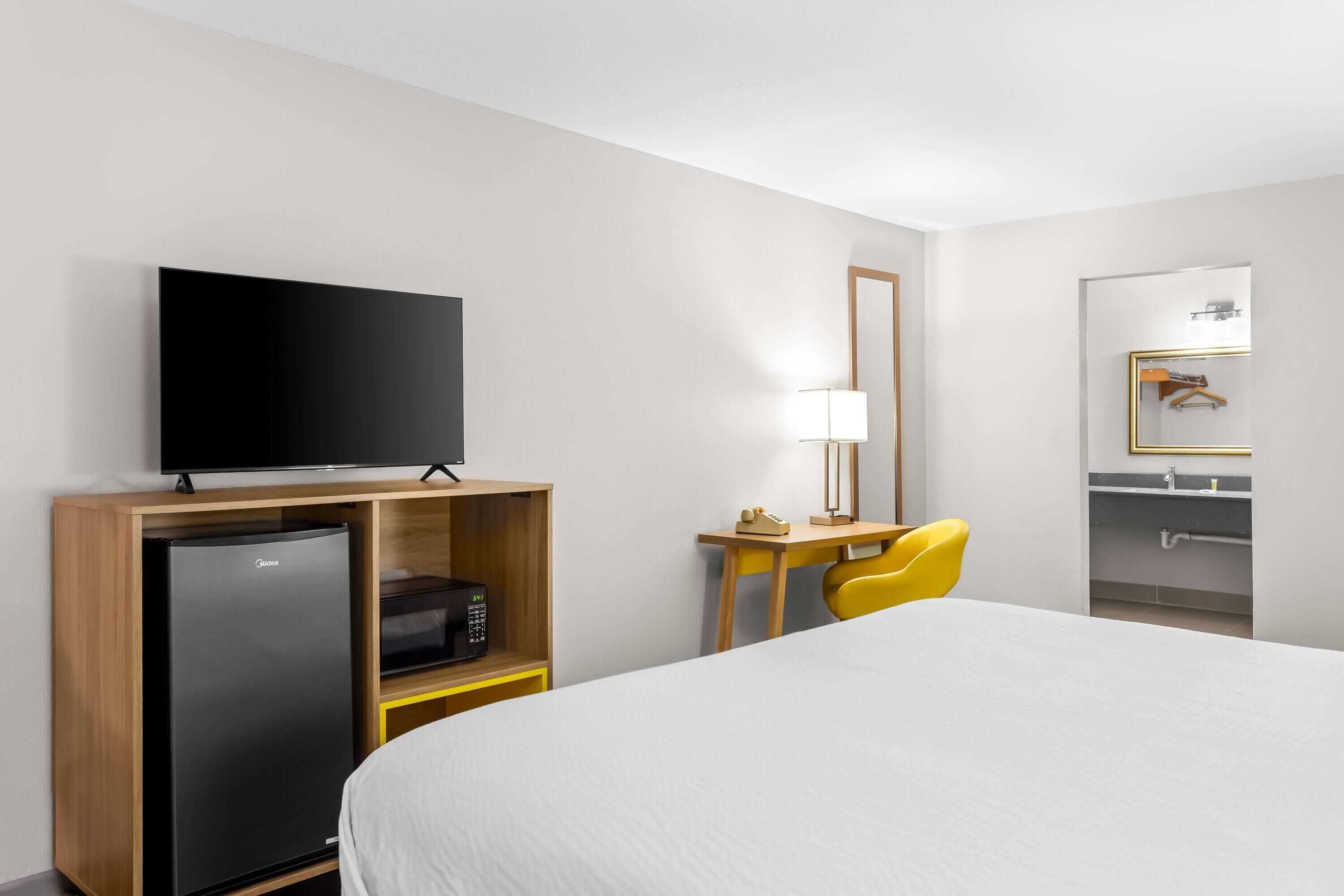 Gift card for Days Inn by Wyndham Huntington Gift card for Days Inn by Wyndham Huntington