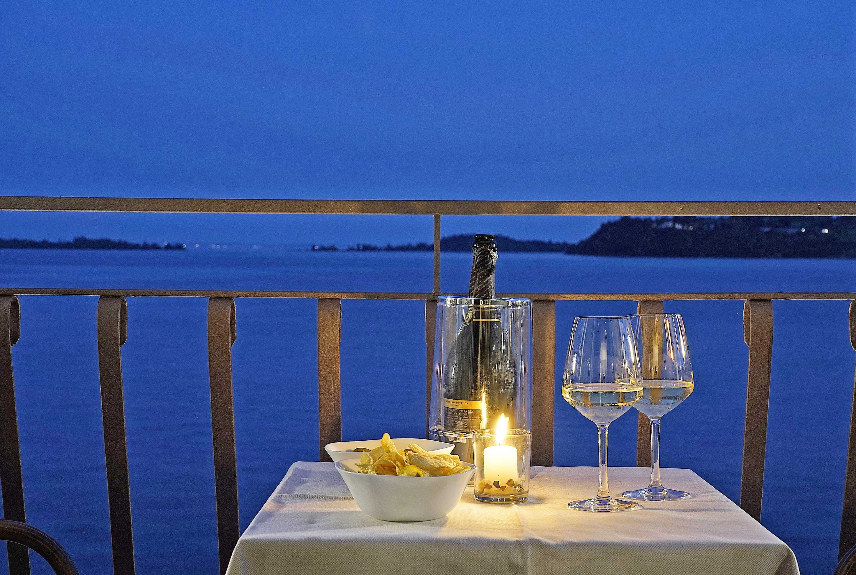 Gift card for Hotel Du Lac Gardone Riviera Gift card for Hotel Du Lac Gardone Riviera
