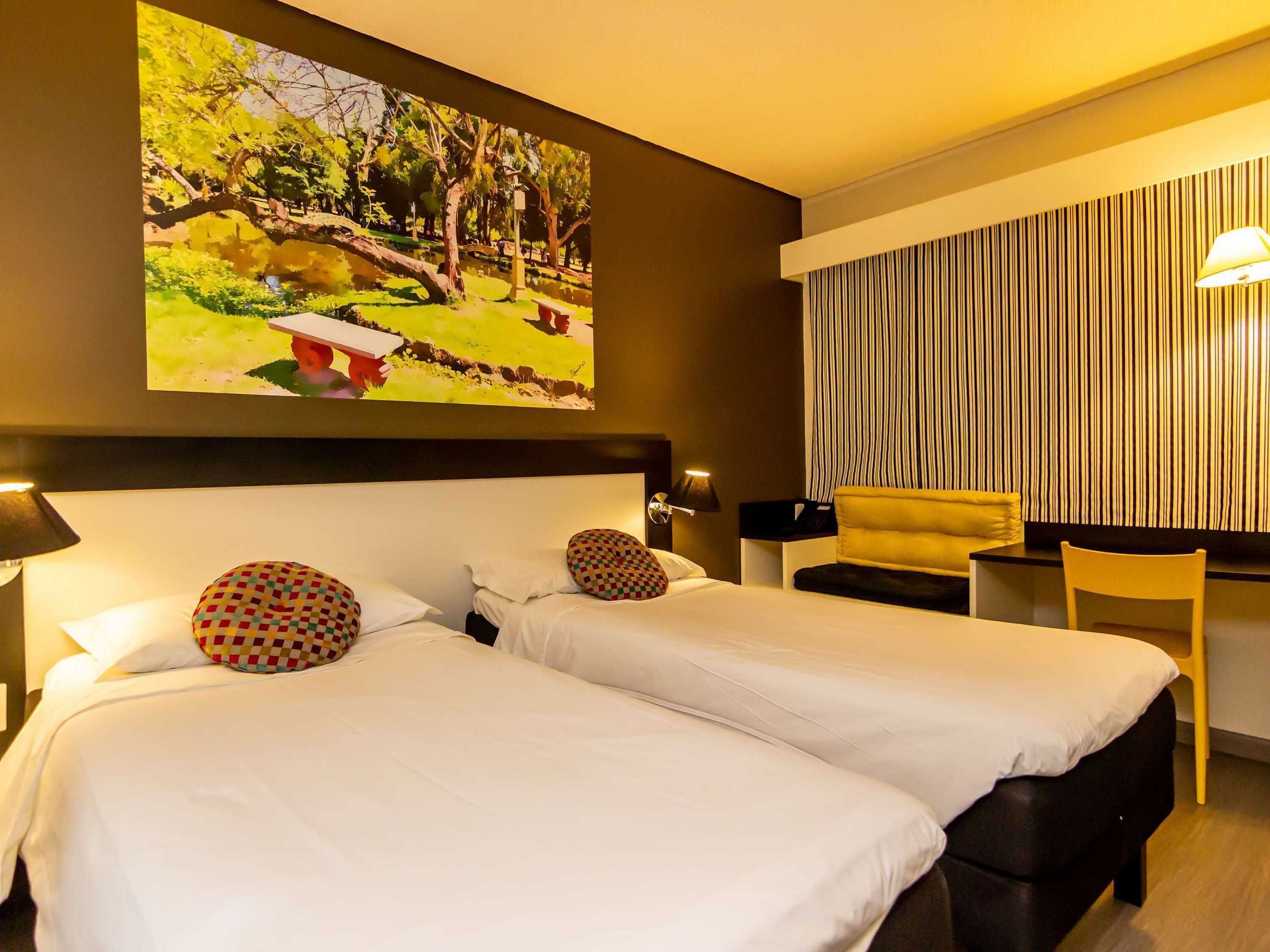 Gift card for Ibis Styles Porto Alegre Centro -5 Minutos da Rodoviária e do Moinhos de Vento Gift card for Ibis Styles Porto Alegre Centro -5 Minutos da Rodoviária e do Moinhos de Vento