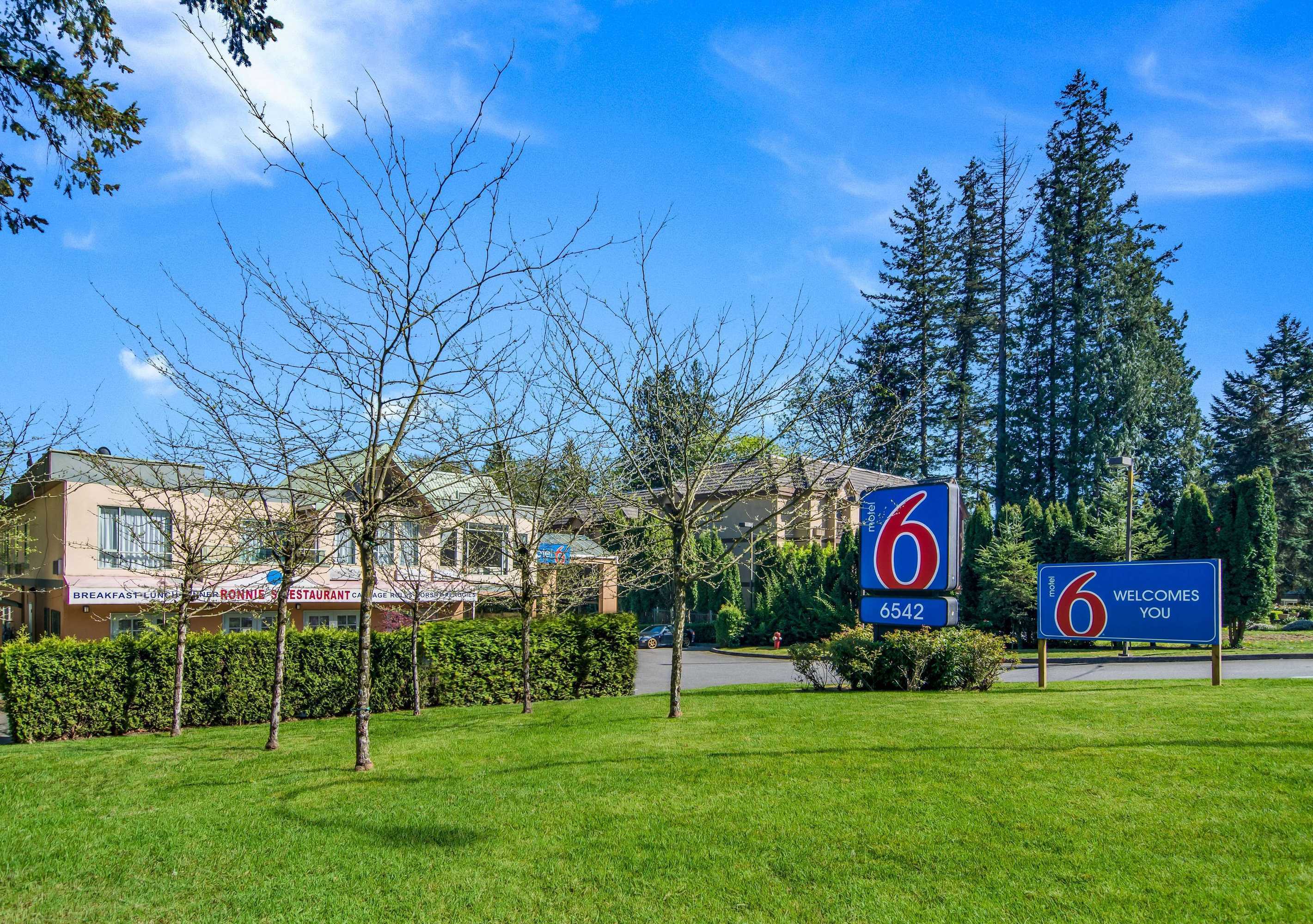 Gift card for Motel 6 Surrey, BC Gift card for Motel 6 Surrey, BC