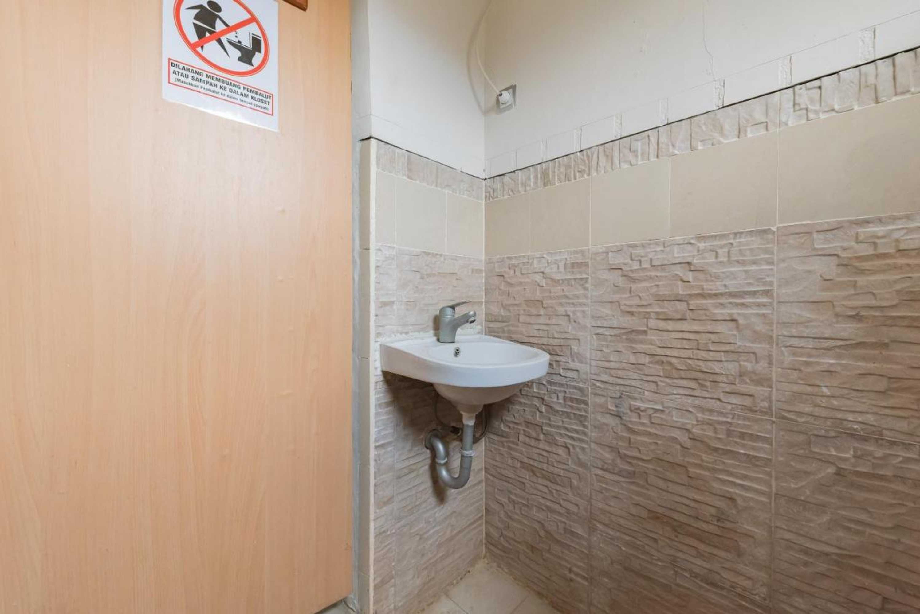 Gift card for Urbanview Hotel Anggrek Puncak by Reddoorz