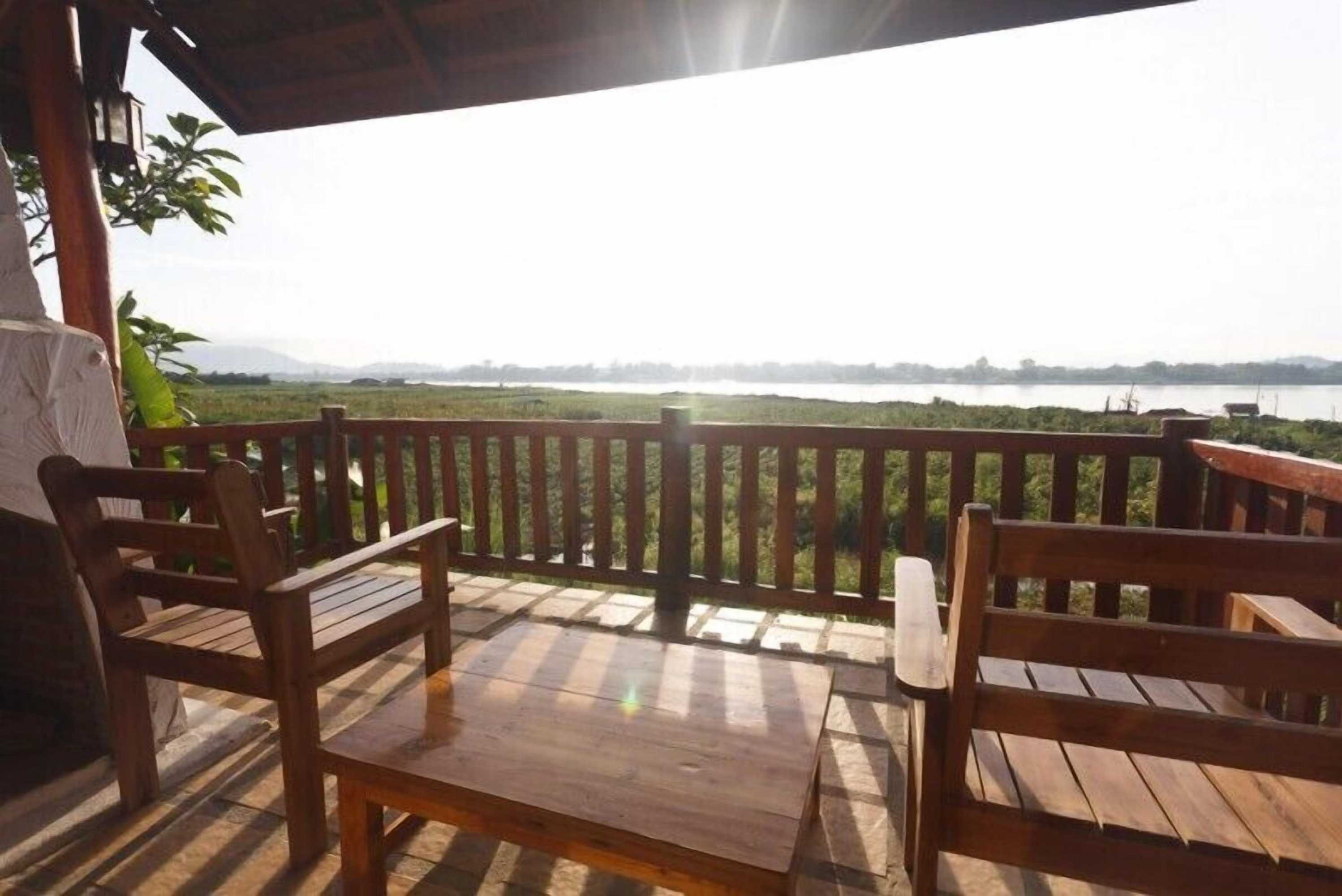 Gift card for Gin's Maekhong View Resort & Spa Gift card for Gin's Maekhong View Resort & Spa