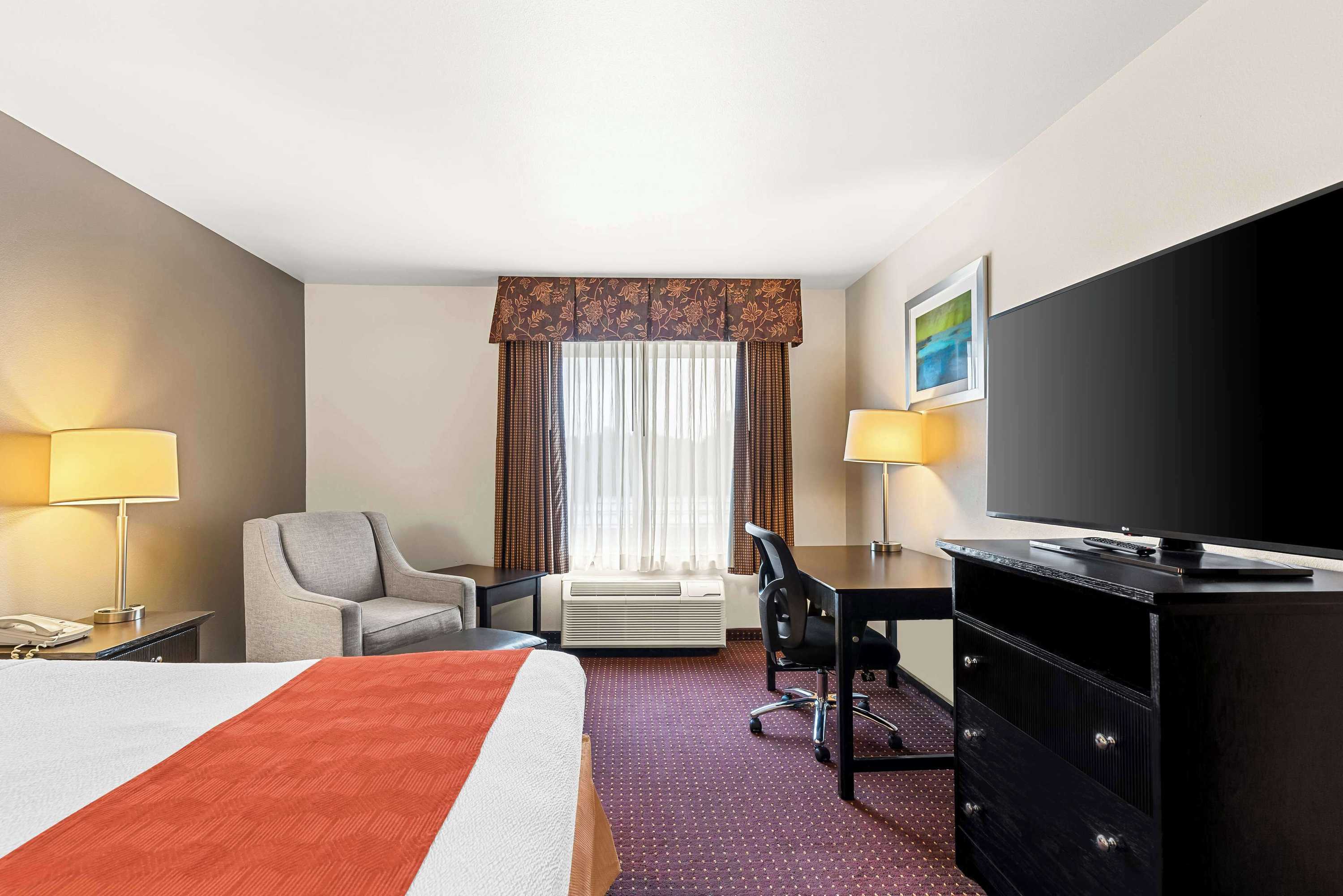 Gift card for Best Western Legacy Inn & Suites Beloit/south Beloit Gift card for Best Western Legacy Inn & Suites Beloit/south Beloit