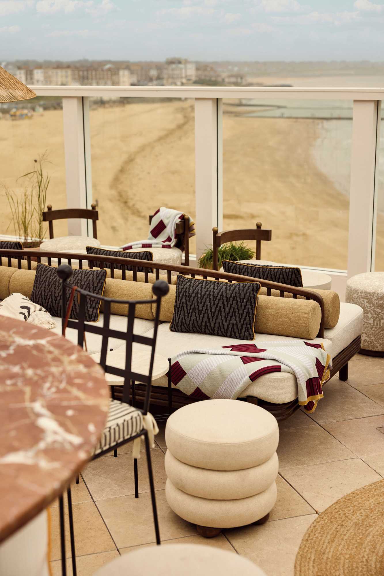 Gift card for No 42 by Guesthouse, Margate Gift card for No 42 by Guesthouse, Margate