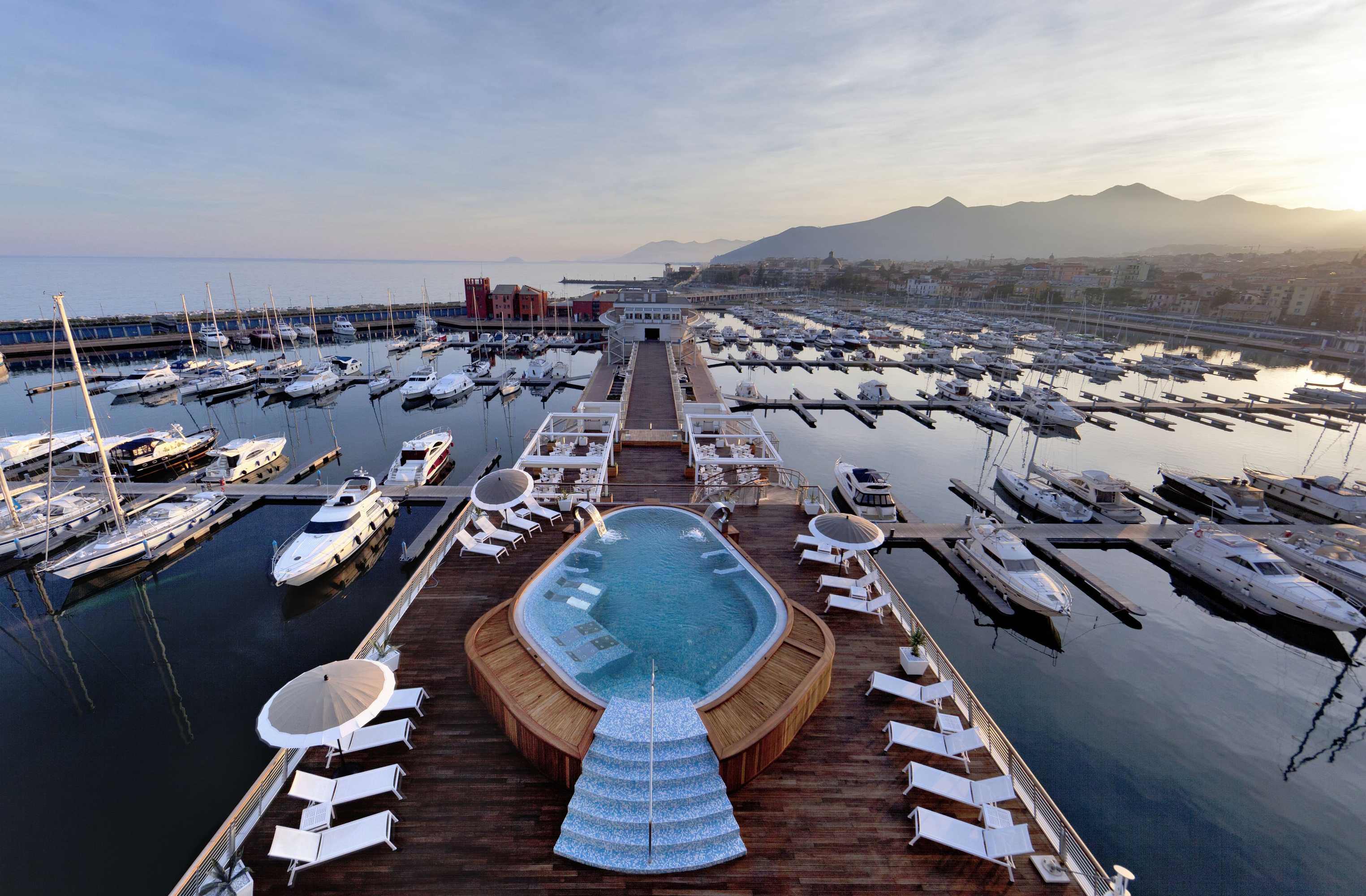 Gift card for Albergo Yacht Club Marina di Loano Gift card for Albergo Yacht Club Marina di Loano