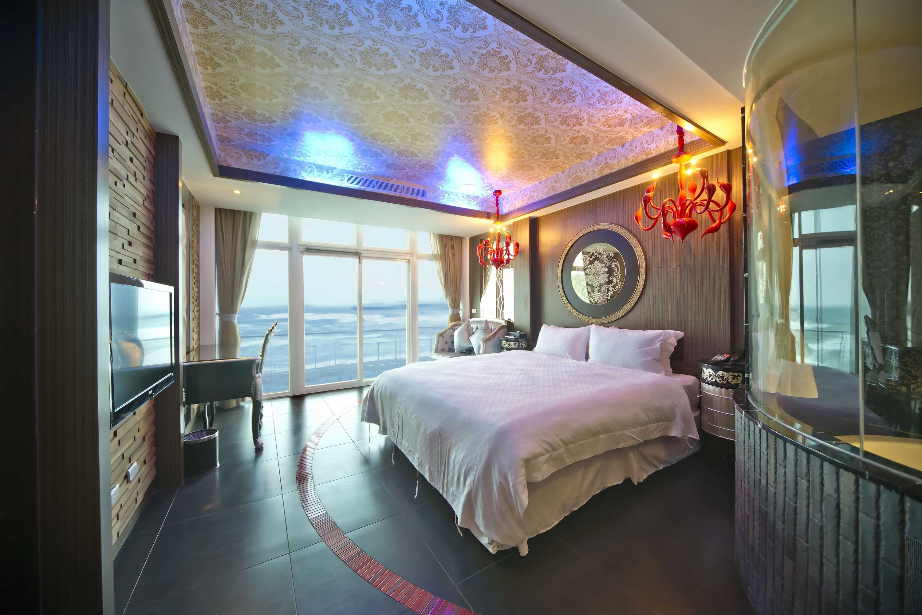 Gift card for White House Beach Hotspring Resort