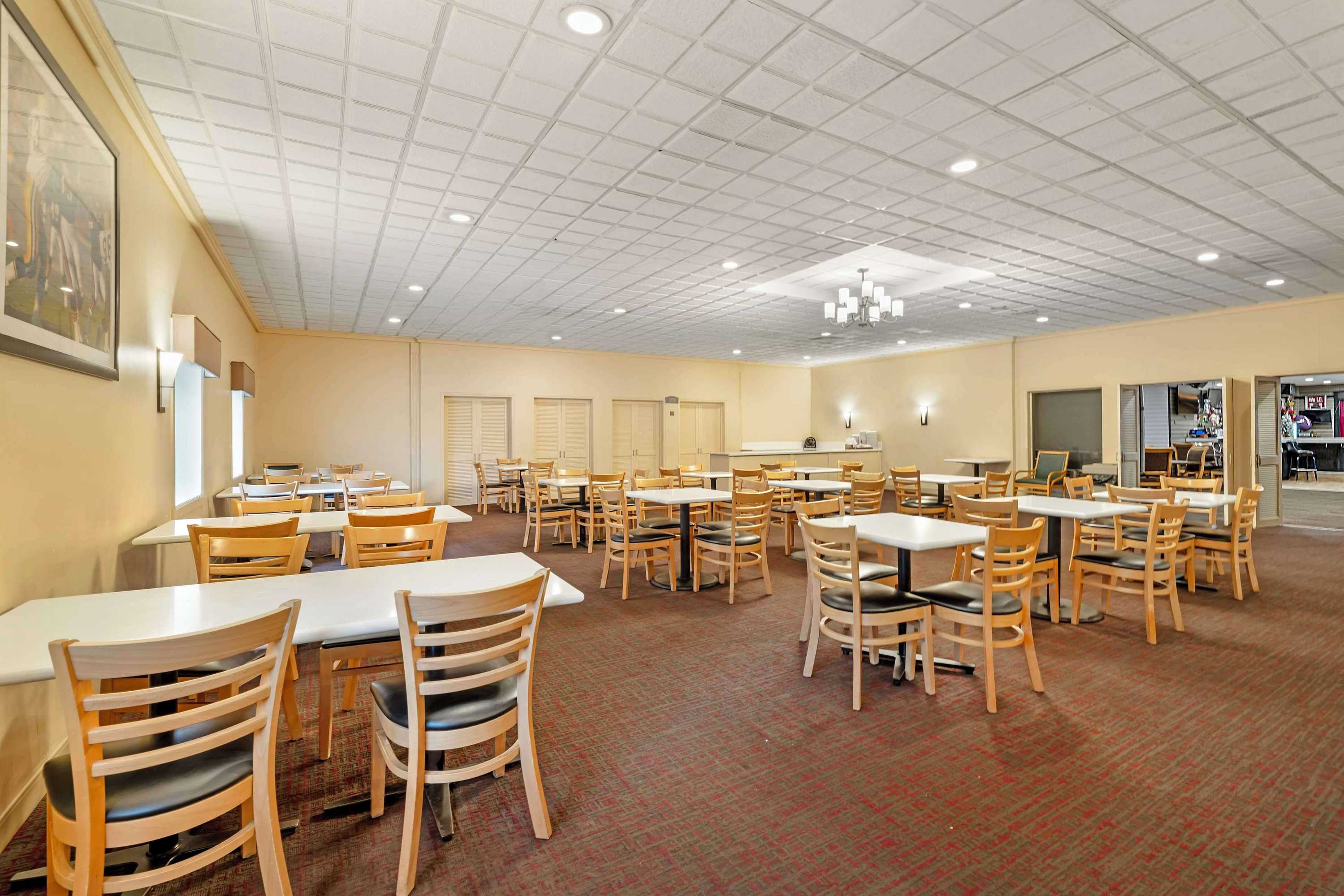 Gift card for Best Western Green Bay Inn Conference Center