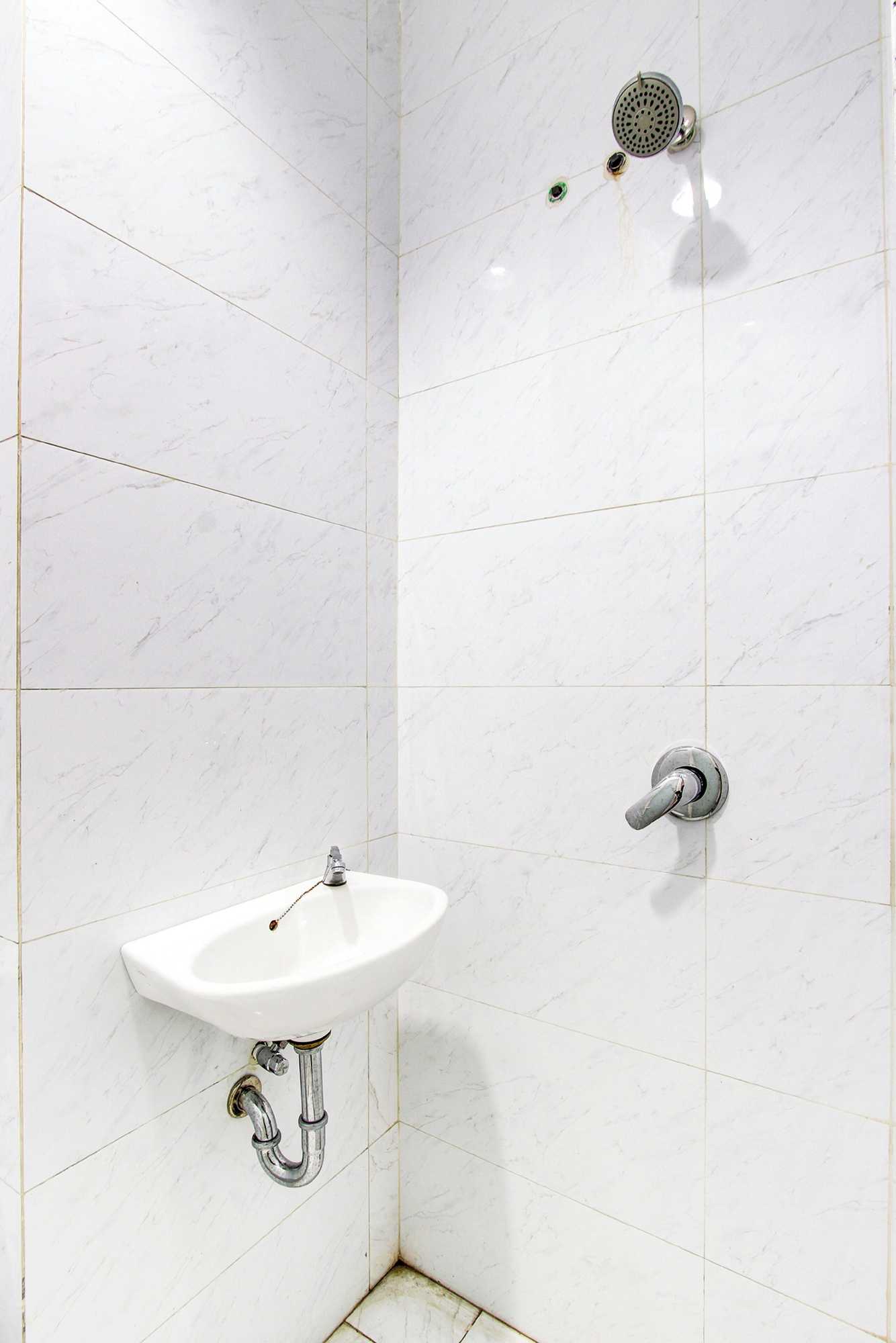 Gift card for Oyo 92479 Pasadena House