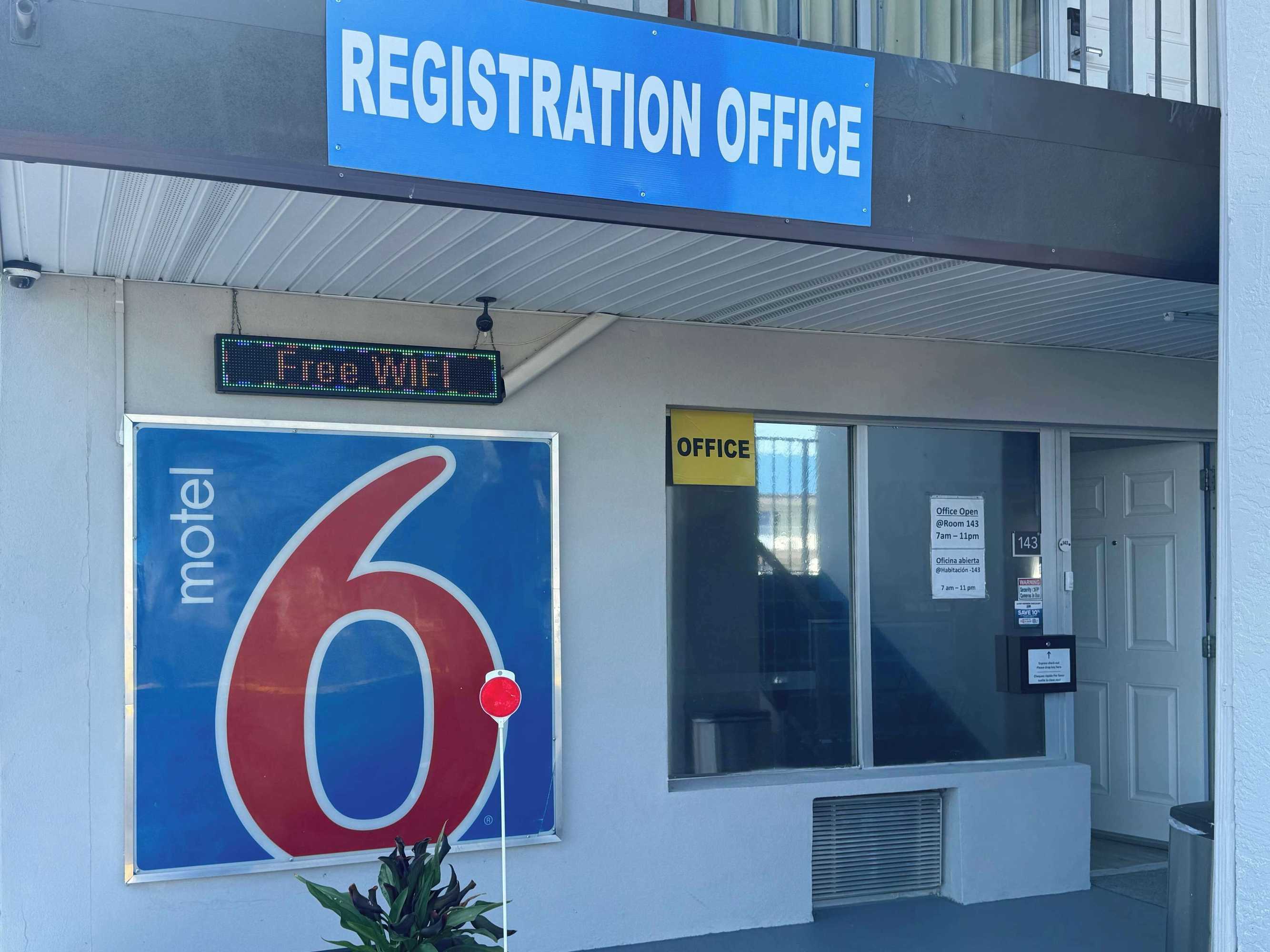 Gift card for Motel 6 Englewood, FL Gift card for Motel 6 Englewood, FL