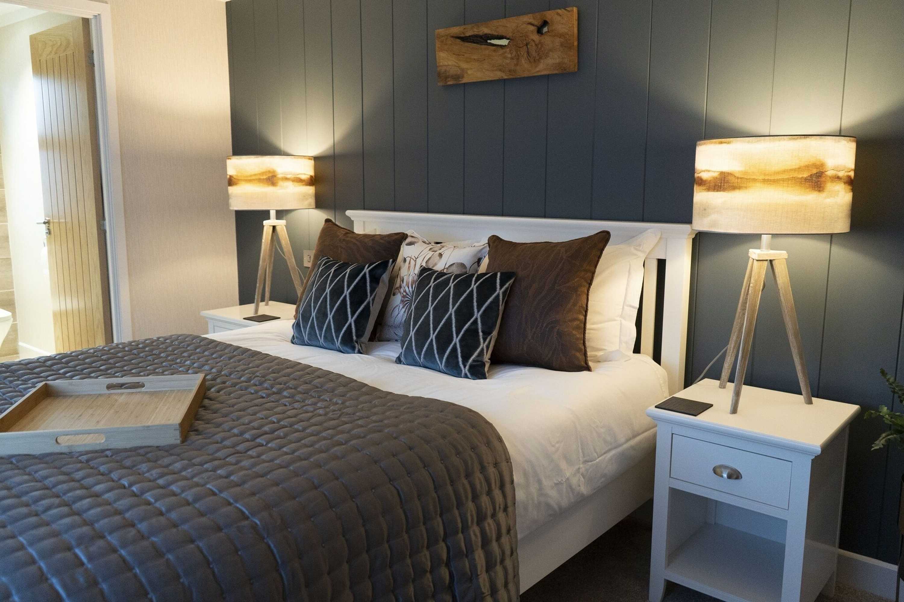 Gift card for Hollicarrs - The Rushes