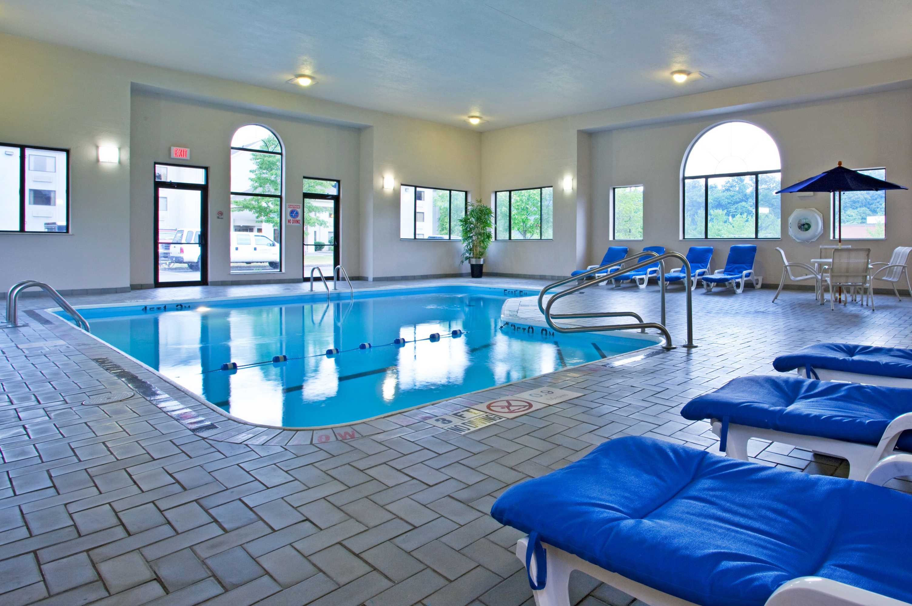 Gift card for Holiday Inn Express Pittsburgh North by Ihg Gift card for Holiday Inn Express Pittsburgh North by Ihg