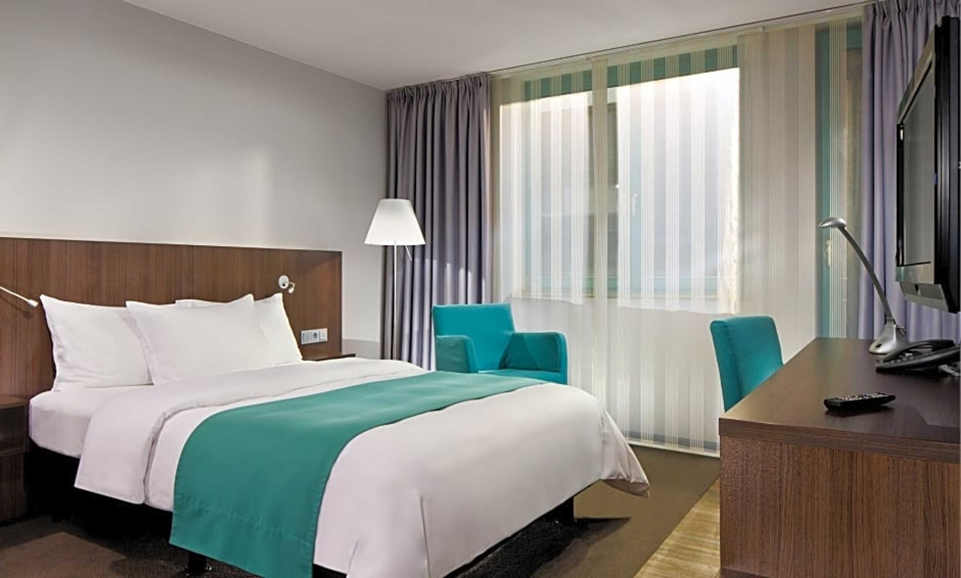 Gift card for Holiday Inn Dusseldorf - Hafen 