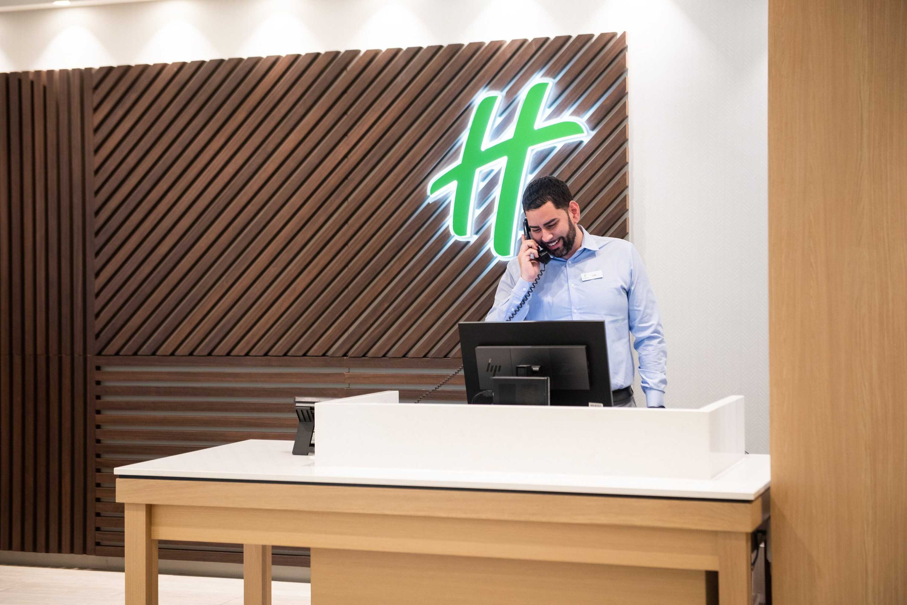 Gift card for Holiday Inn Newark International Airport by Ihg Gift card for Holiday Inn Newark International Airport by Ihg