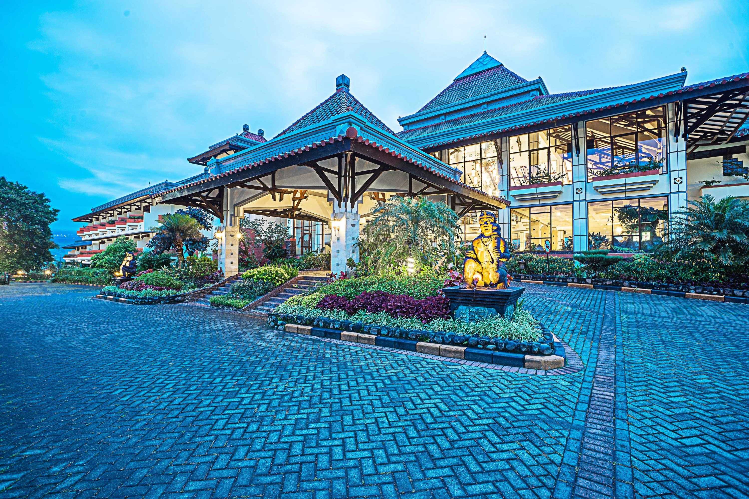 Gift card for Royal Hotel And Villa Batu