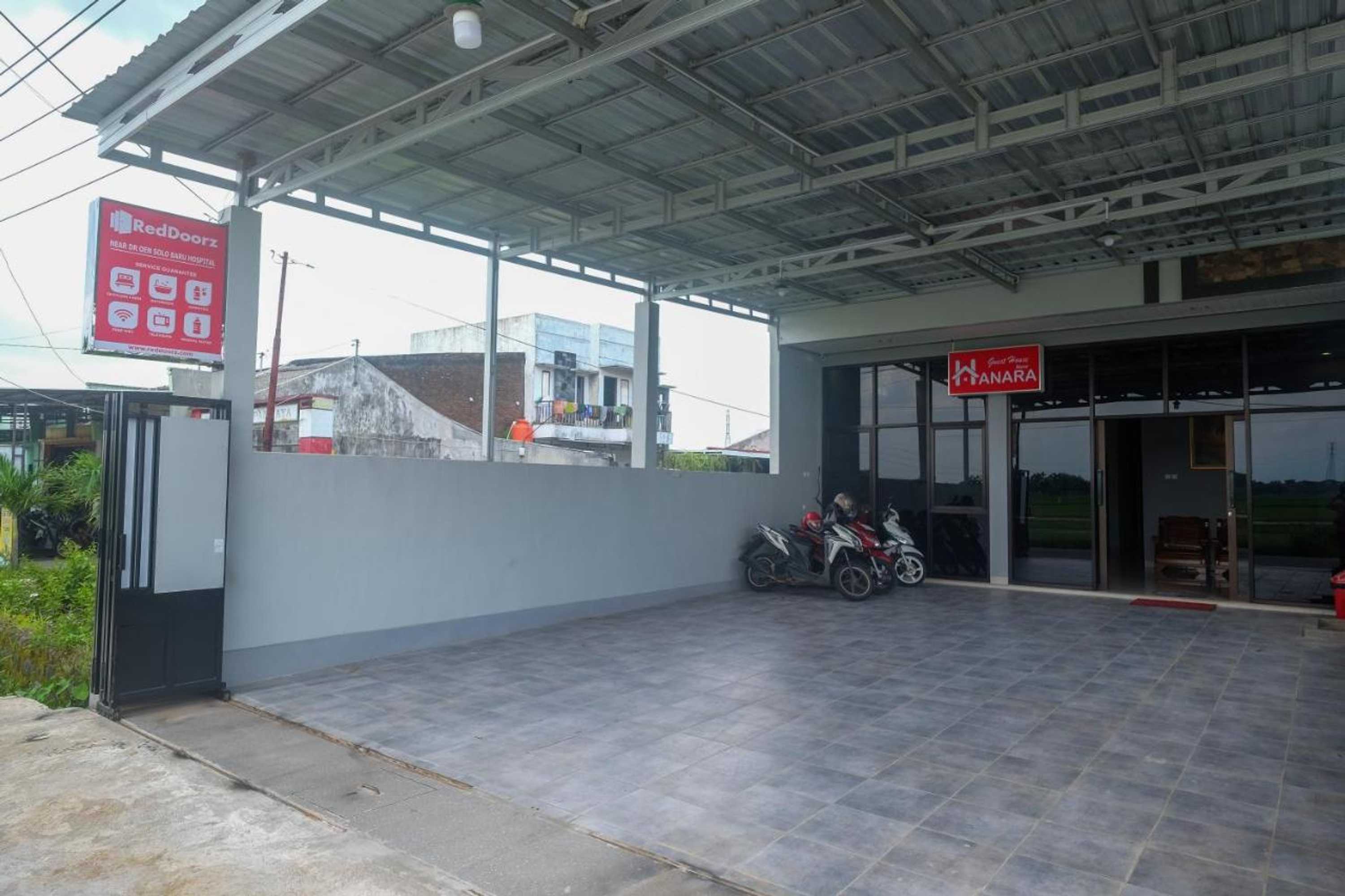 Gift card for Reddoorz Near Dr Oen Solo Baru Hospital Gift card for Reddoorz Near Dr Oen Solo Baru Hospital