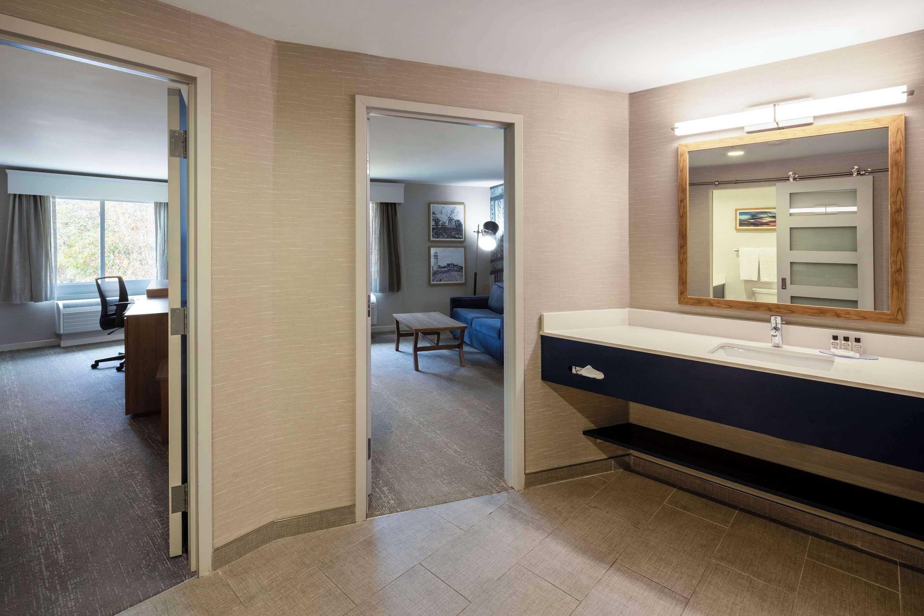 Gift card for Aiden by Best Western Cape Cod - West Yarmouth Gift card for Aiden by Best Western Cape Cod - West Yarmouth