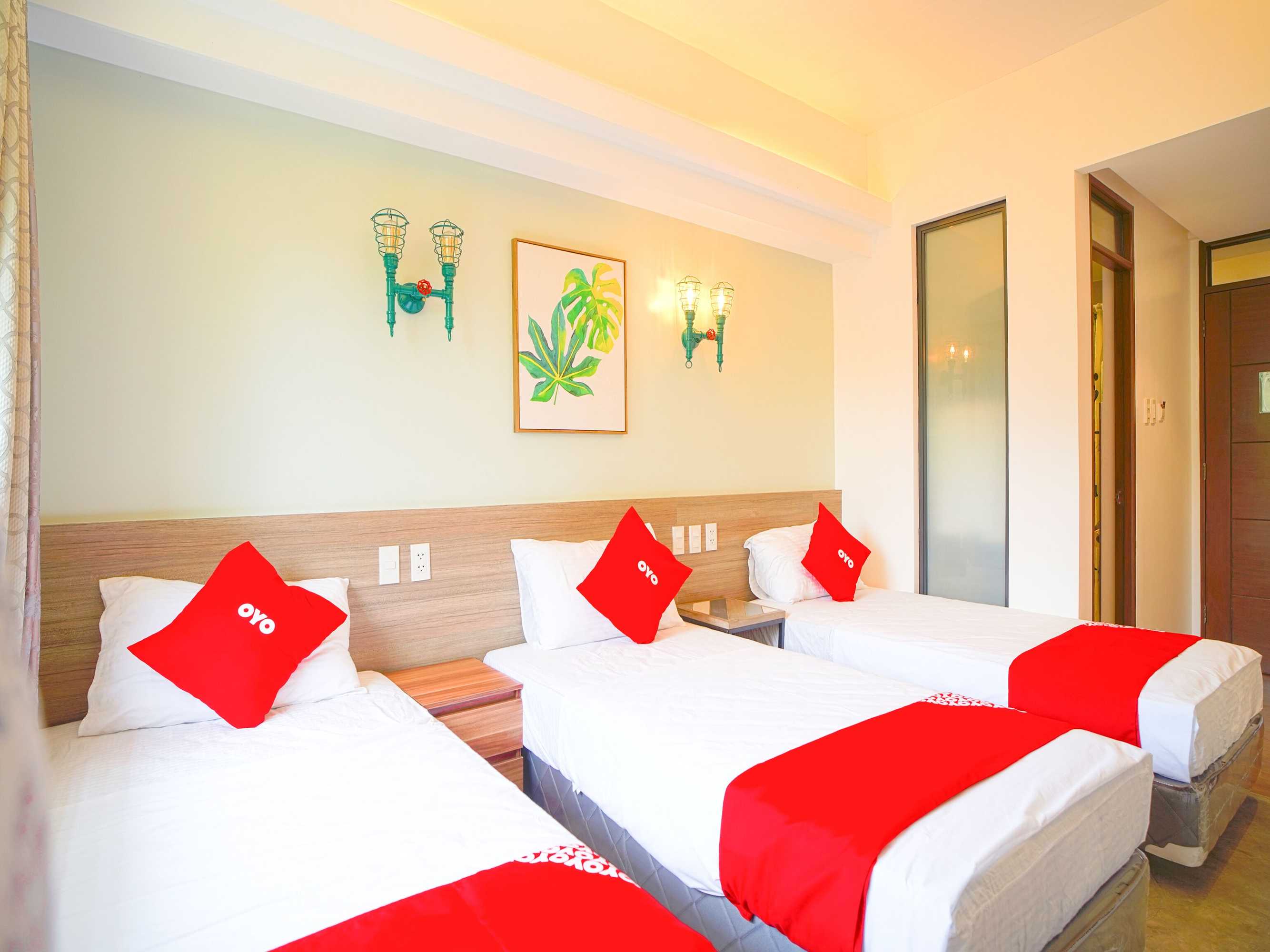 Gift card for Capital O Oyo 785 The Greenhive Hotel Gift card for Capital O Oyo 785 The Greenhive Hotel