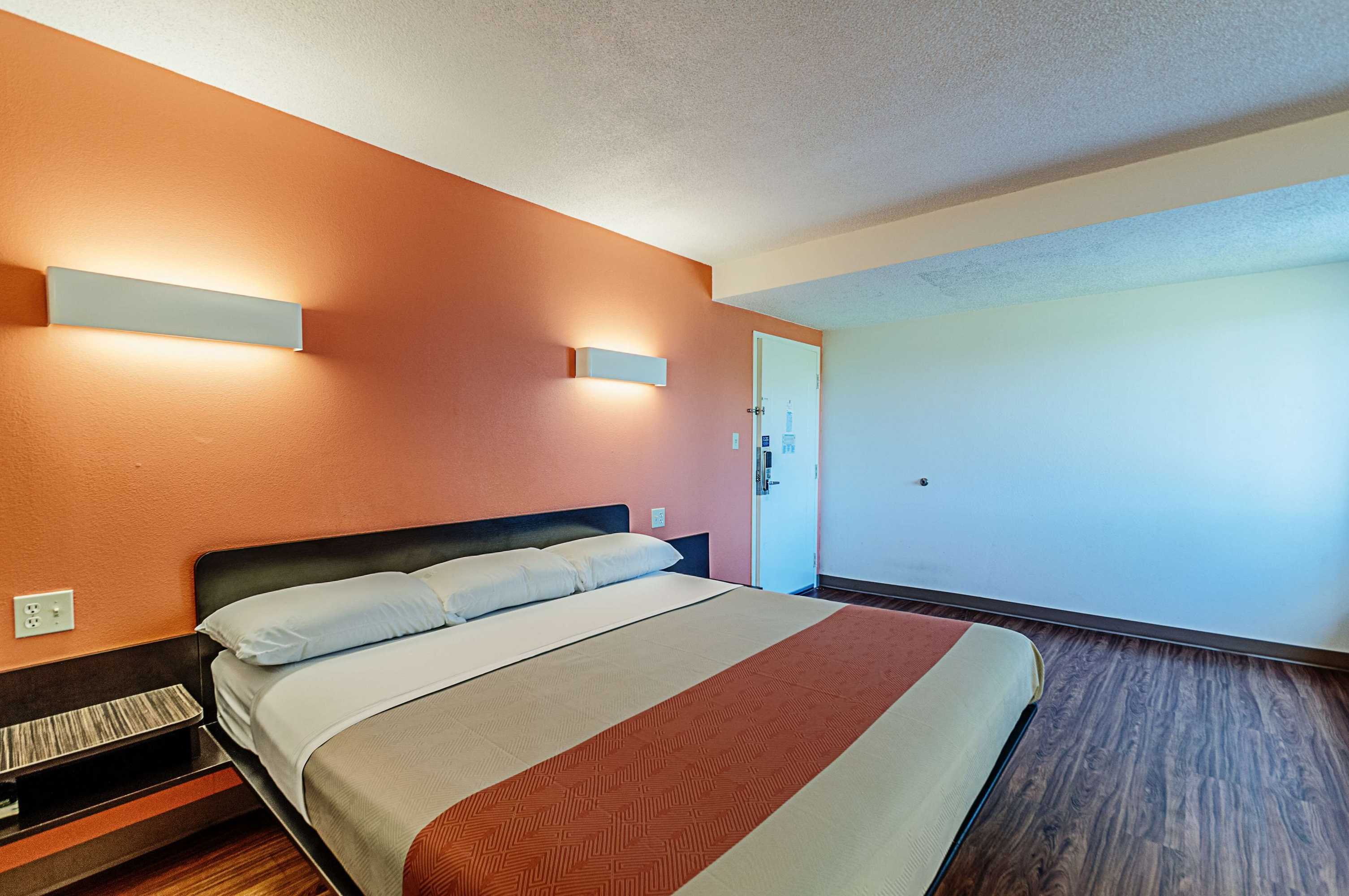 Gift card for Motel 6-Martinsburg, WV Gift card for Motel 6-Martinsburg, WV
