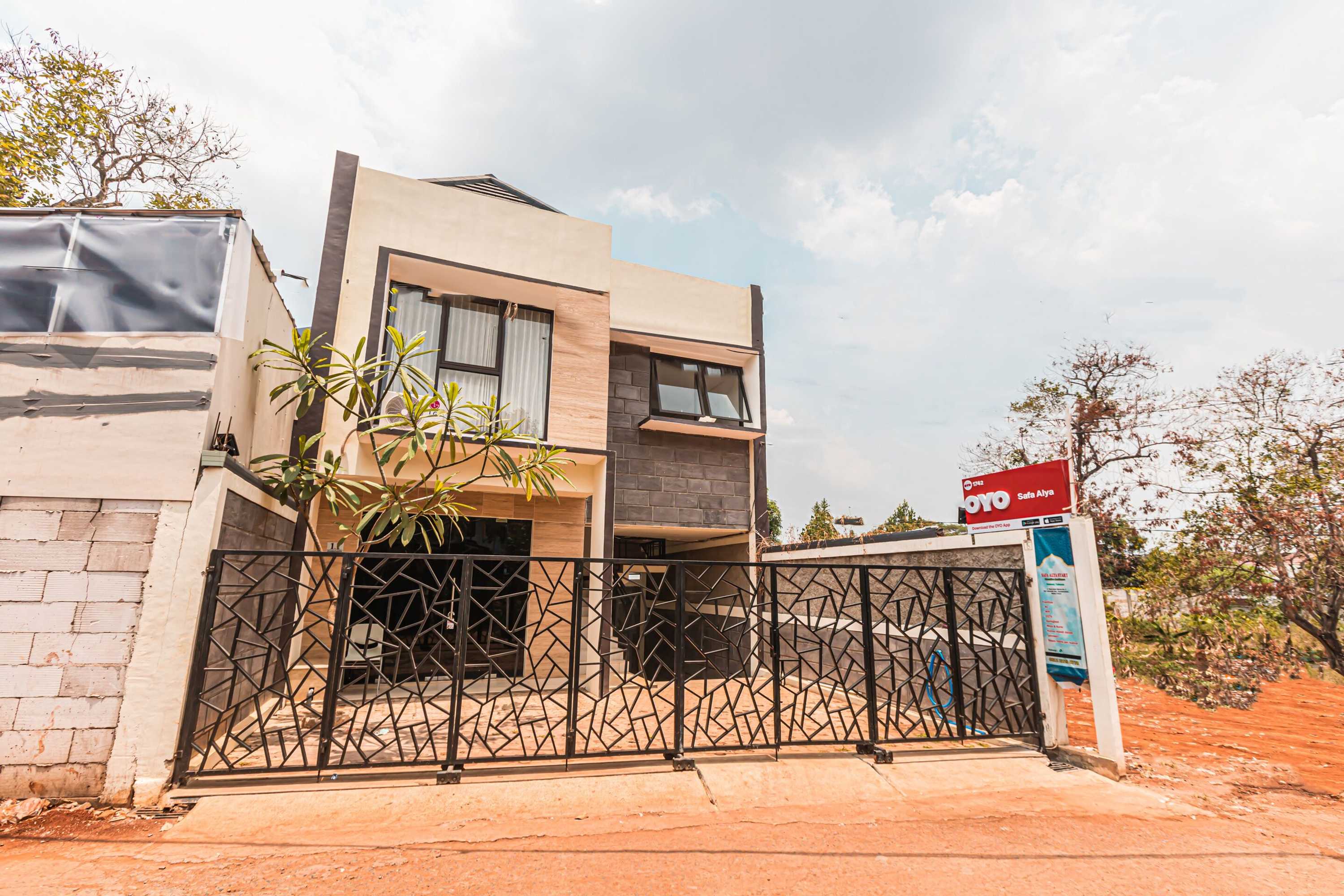 Gift card for Oyo 1742 Safa Alya