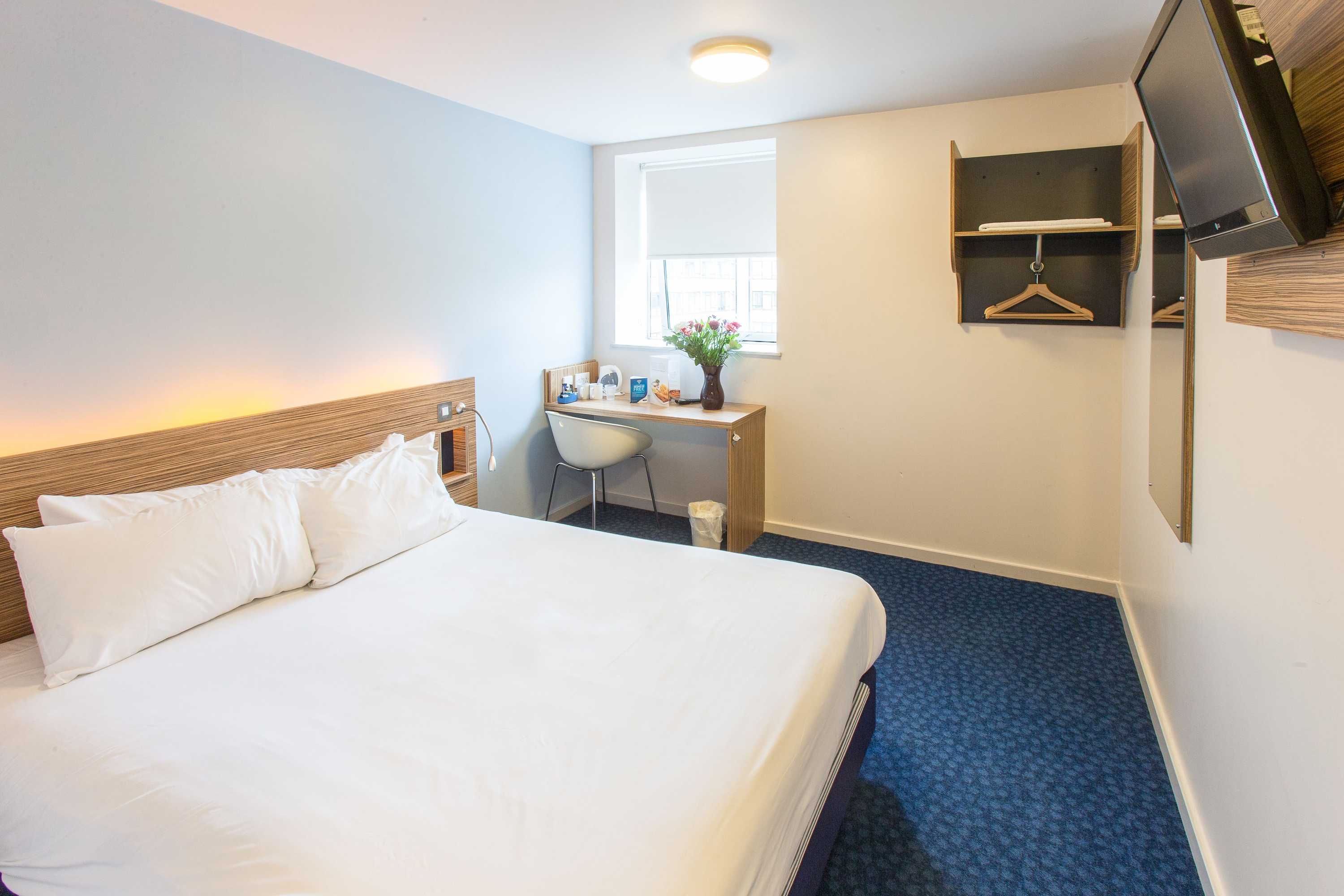 Gift card for Redwings Lodge Wolverhampton Gift card for Redwings Lodge Wolverhampton