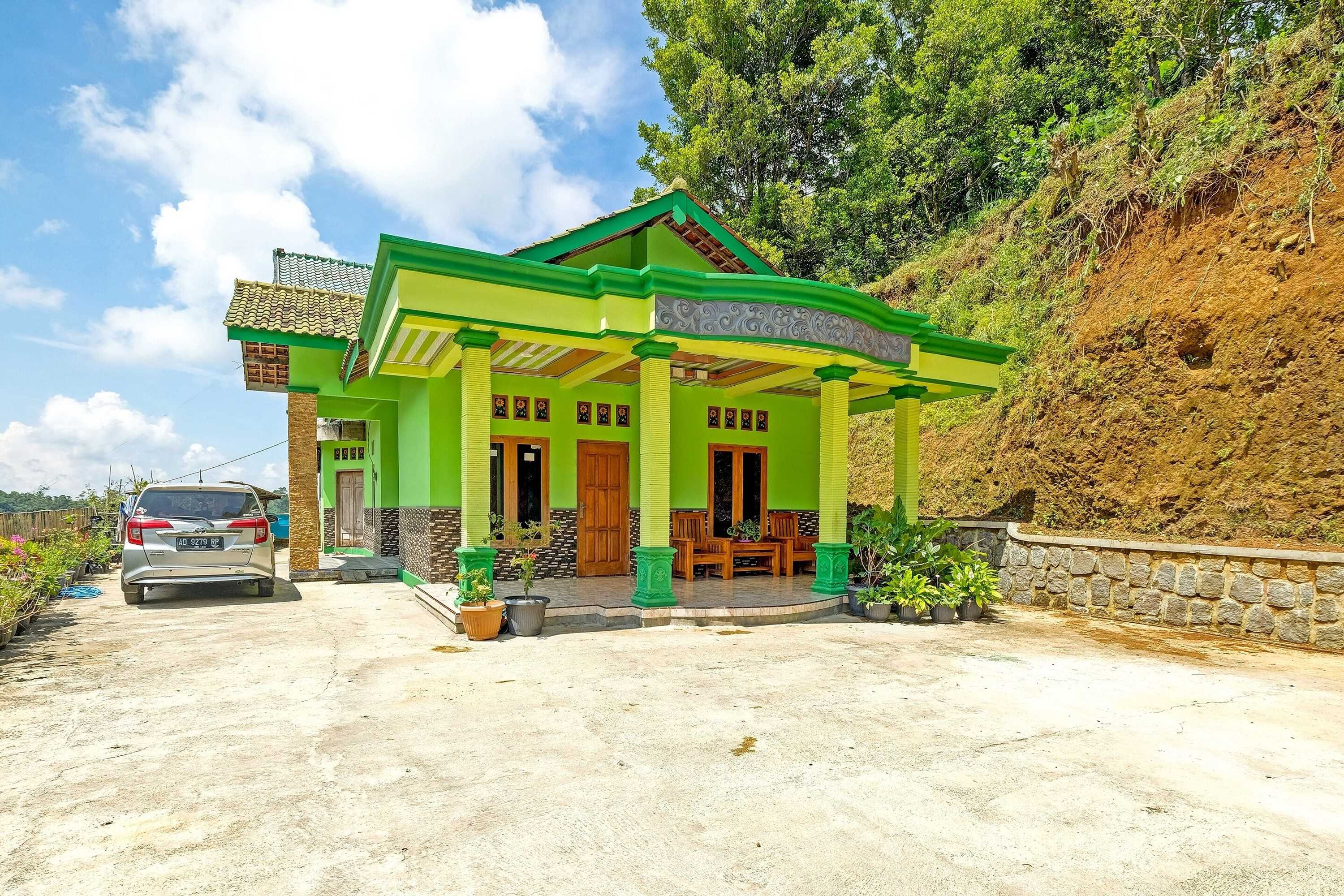 Gift card for Oyo Homes 91095 Desa Wisata Conto