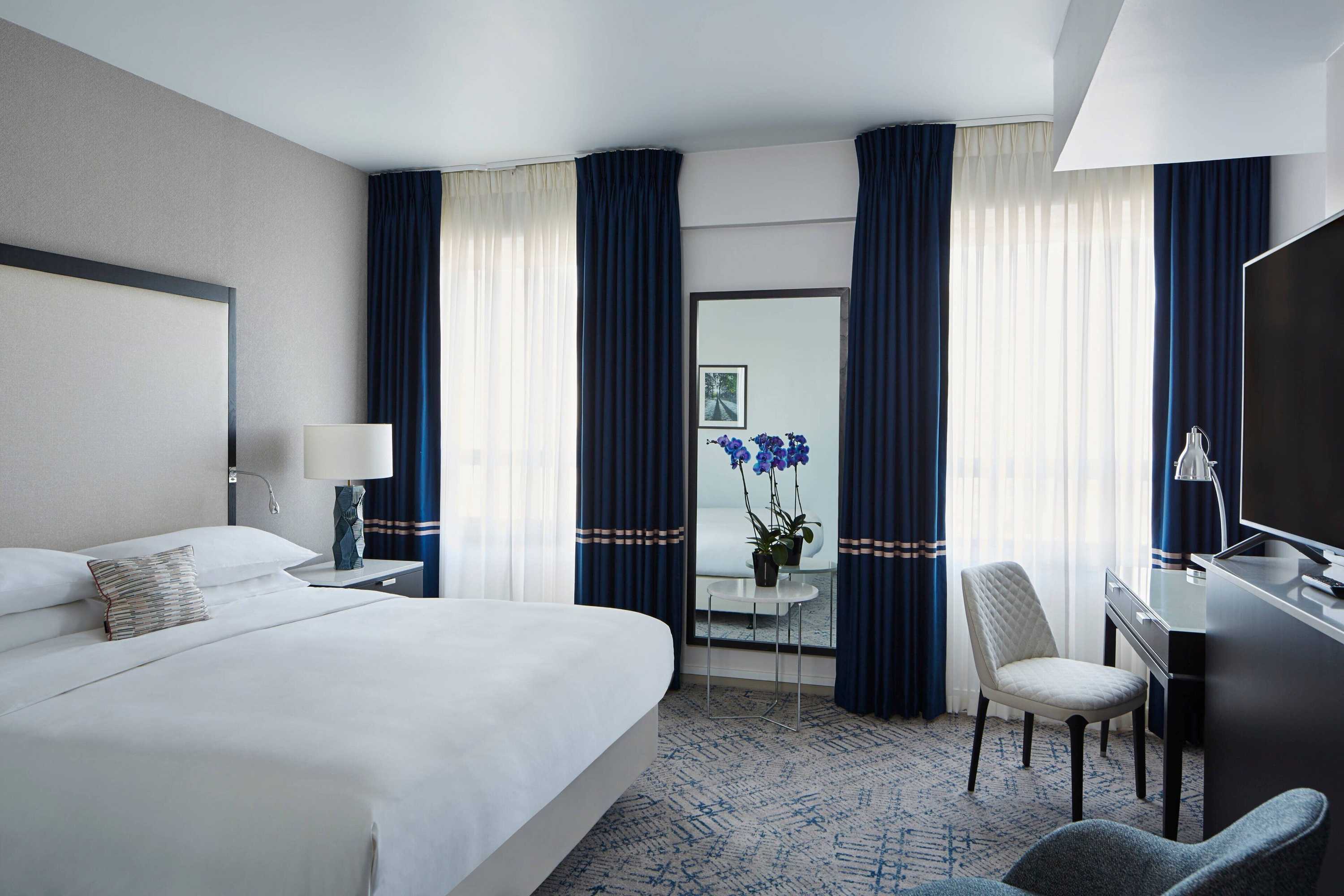 Gift card for London Marriott Hotel Grosvenor Square Gift card for London Marriott Hotel Grosvenor Square