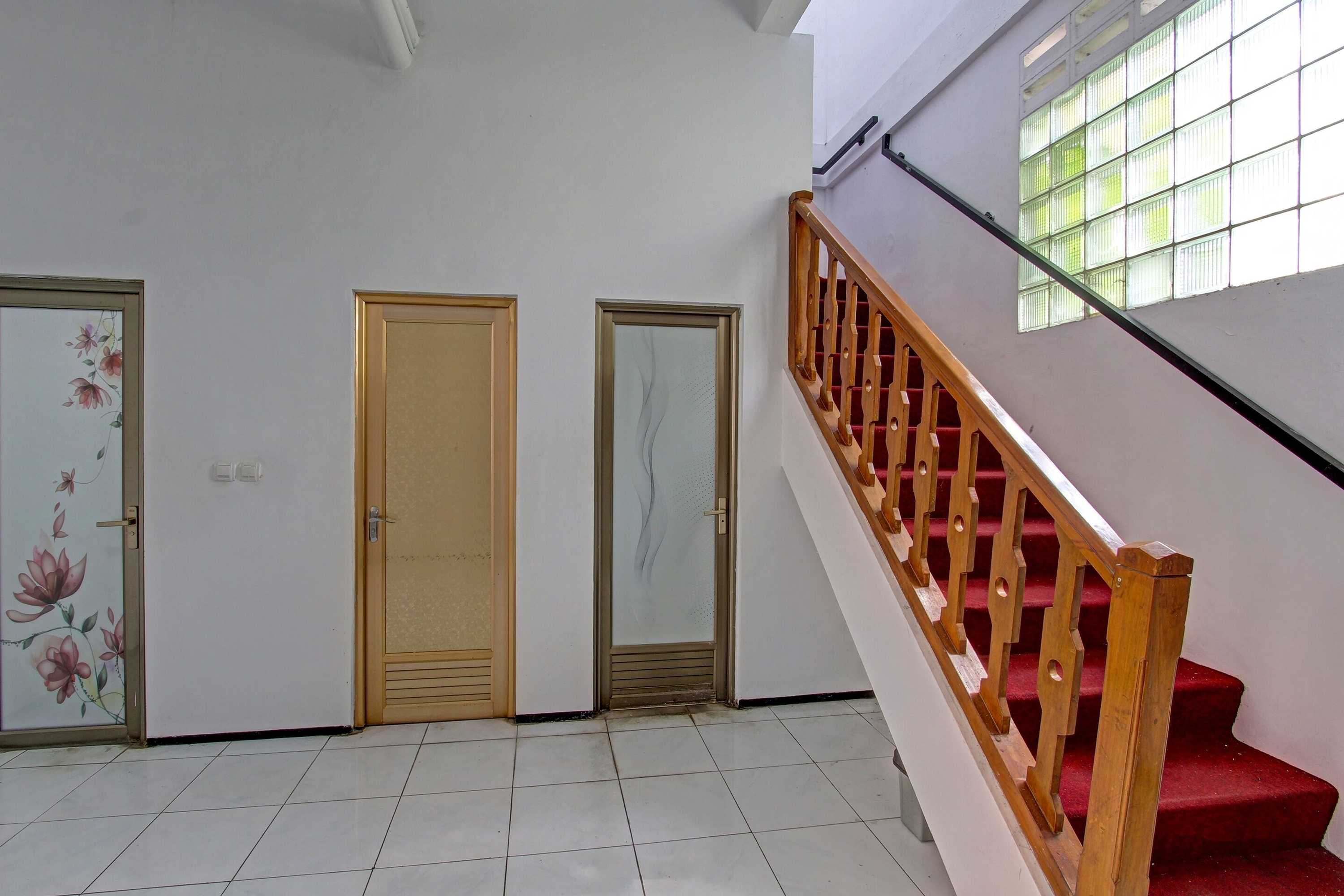 Gift card for Oyo Life 91523 Kenari Guesthouse Gift card for Oyo Life 91523 Kenari Guesthouse
