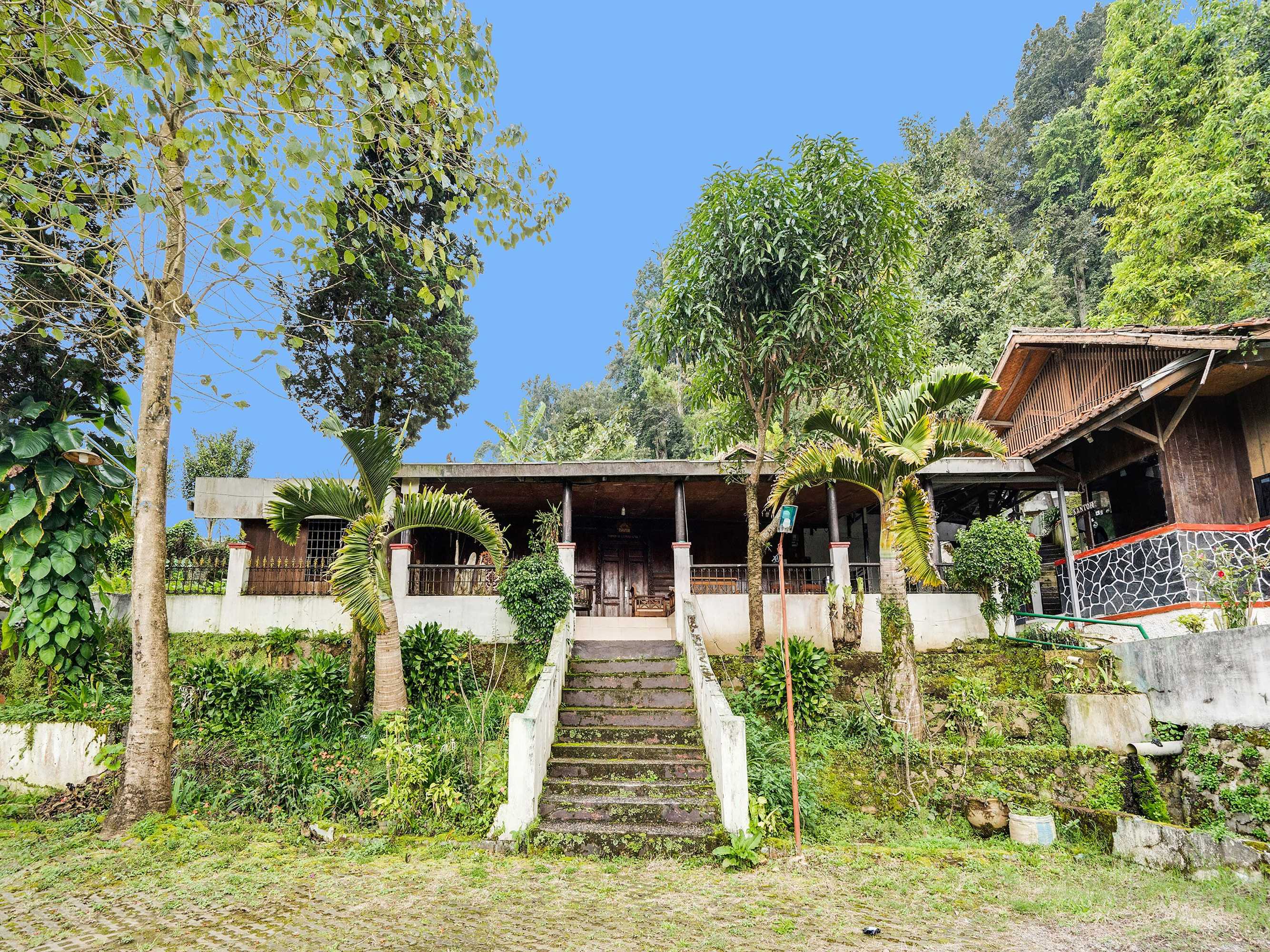 Gift card for Oyo 2157 Pondok Gembyang Air Panas Alam