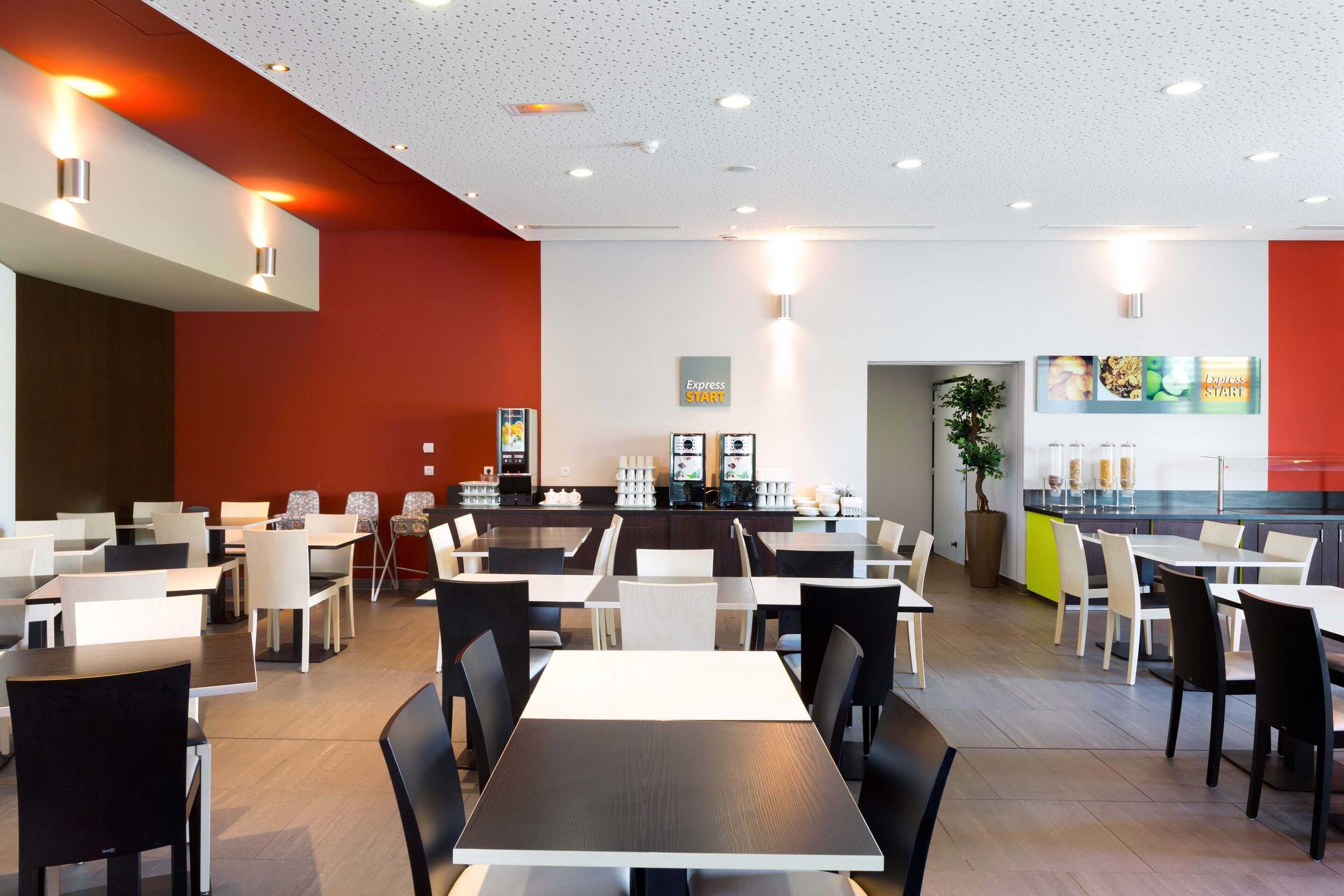 Gift card for Holiday Inn Express Montpellier - Odysseum by Ihg Gift card for Holiday Inn Express Montpellier - Odysseum by Ihg