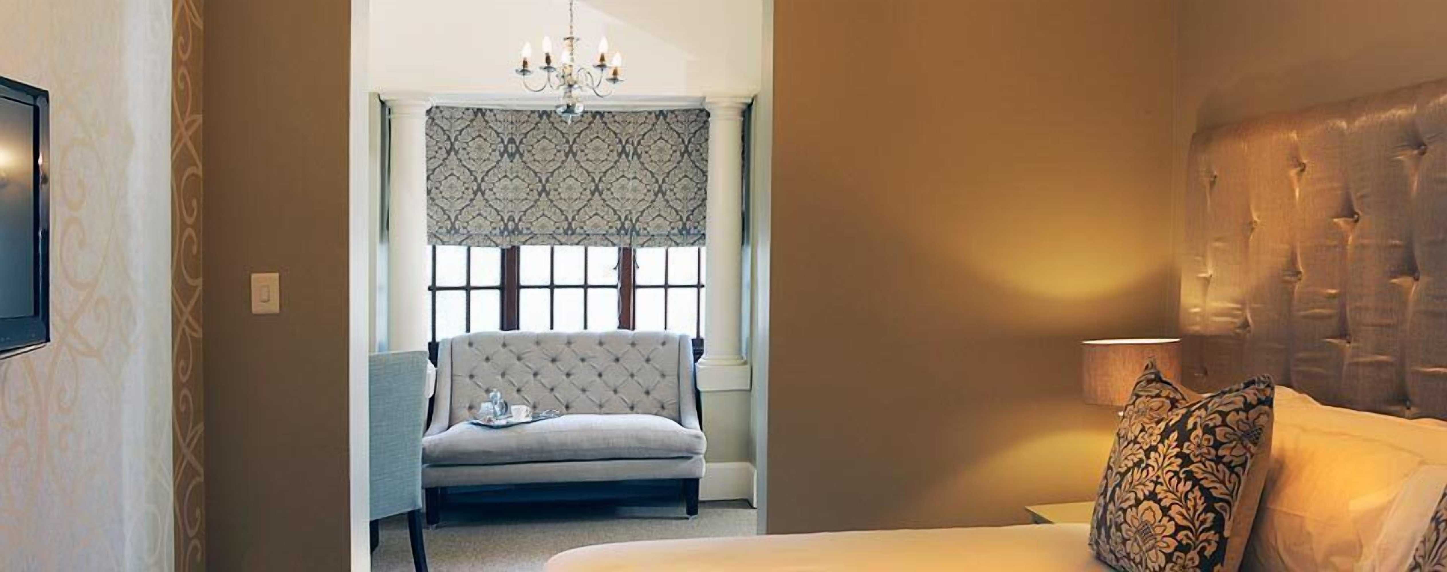 Gift card for The Saint James on Venice Luxury Guest House Gift card for The Saint James on Venice Luxury Guest House