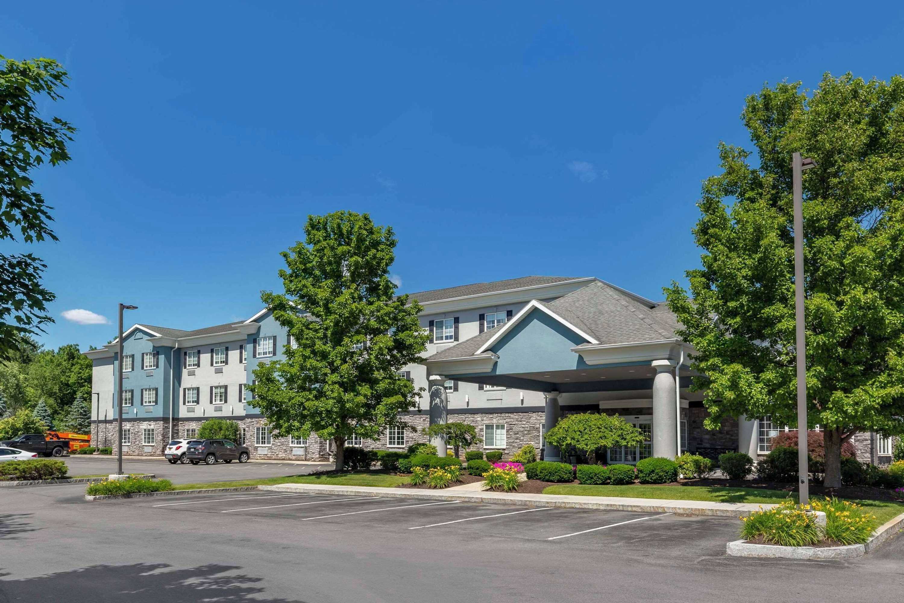 Gift card for Comfort Inn & Suites East Greenbush - Albany Gift card for Comfort Inn & Suites East Greenbush - Albany