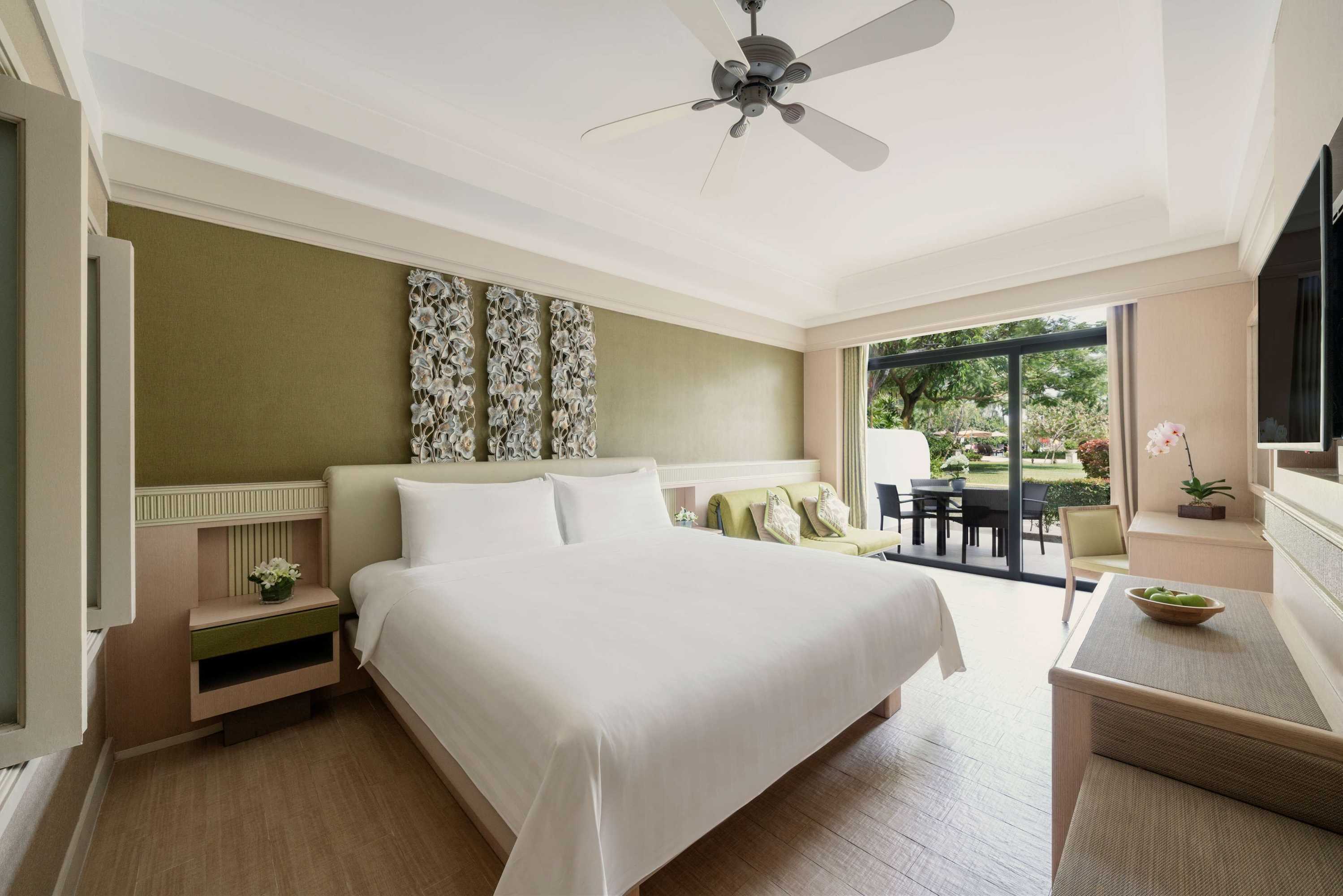 Gift card for Shangri-La's Rasa Sentosa Resort & Spa Gift card for Shangri-La's Rasa Sentosa Resort & Spa